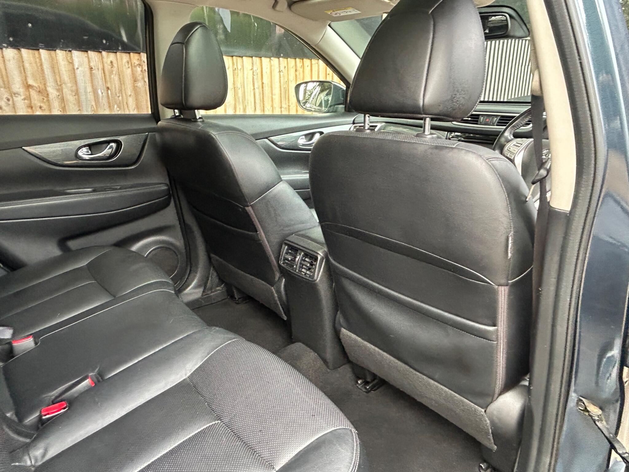 Nissan X-Trail view 43