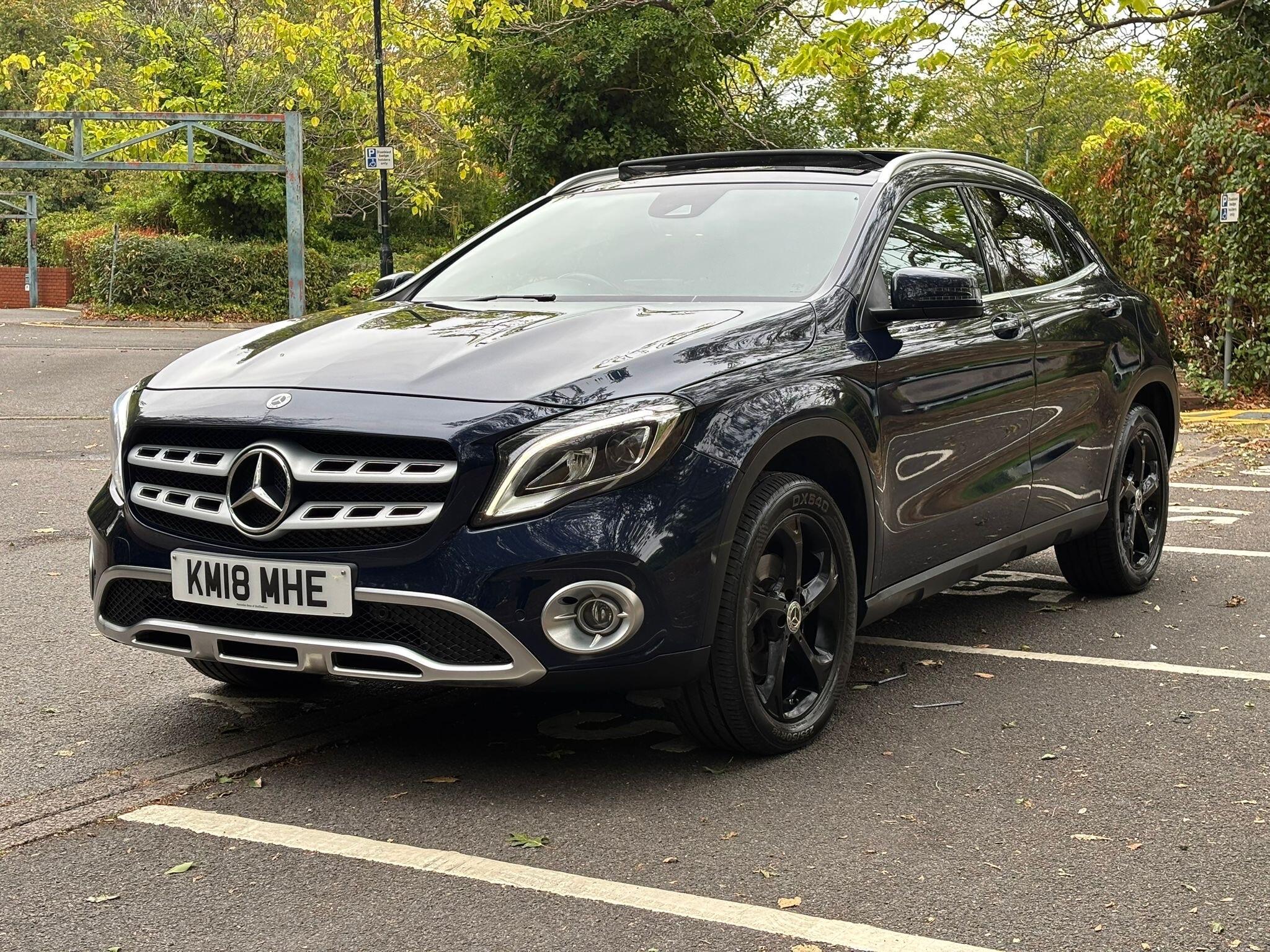 Mercedes-Benz GLA view 8