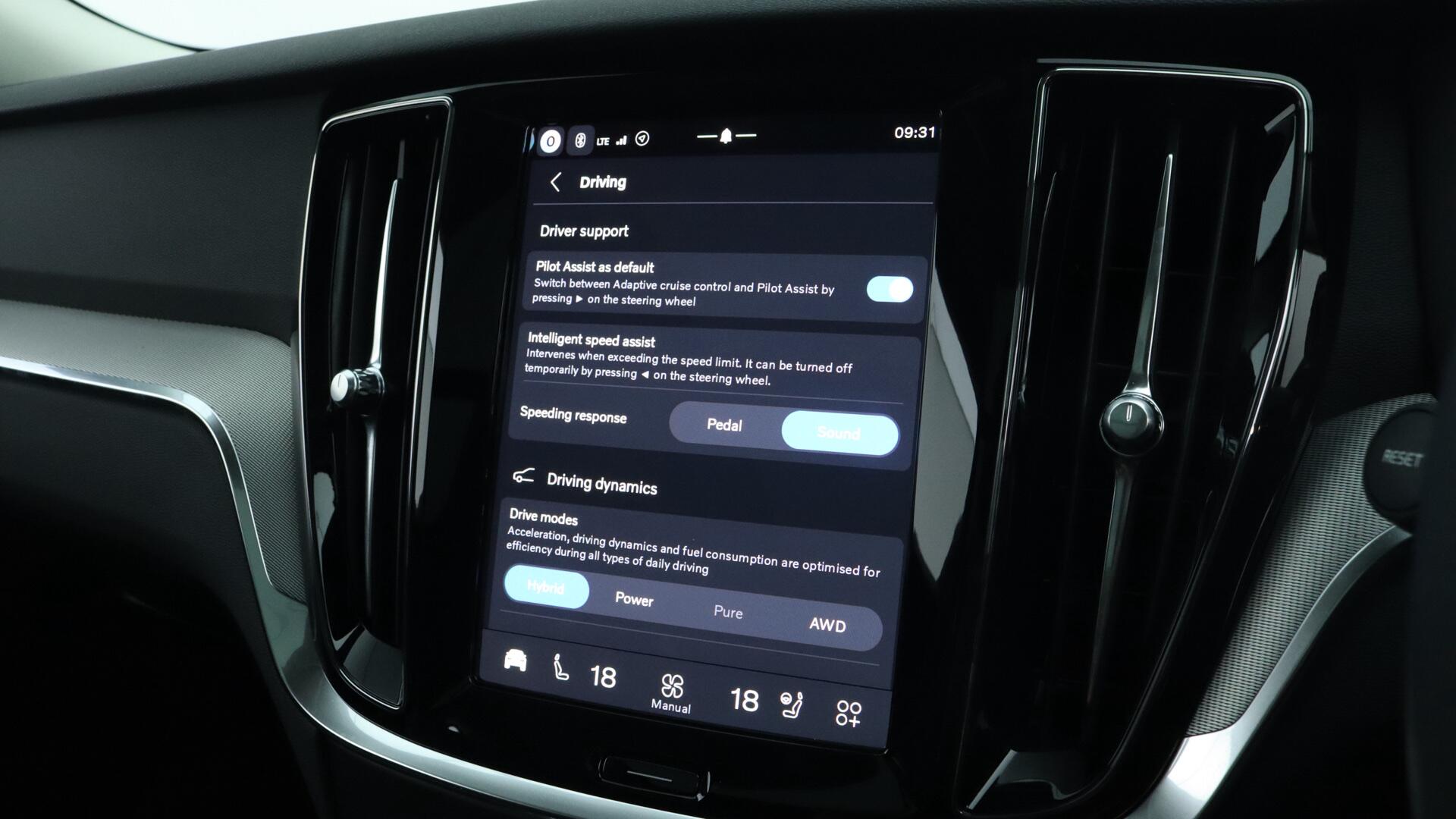 Volvo V60 view 40