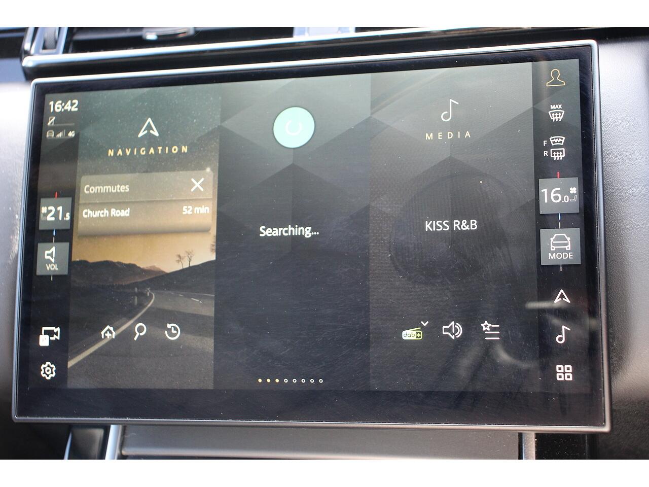 Land Rover Range Rover Velar view 23