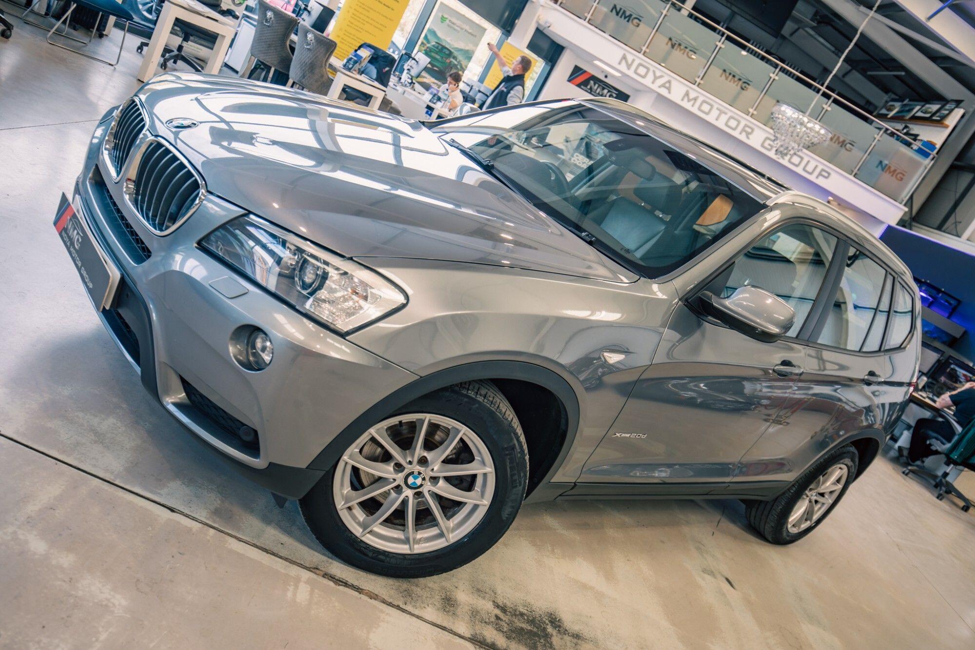 BMW X3 view 7