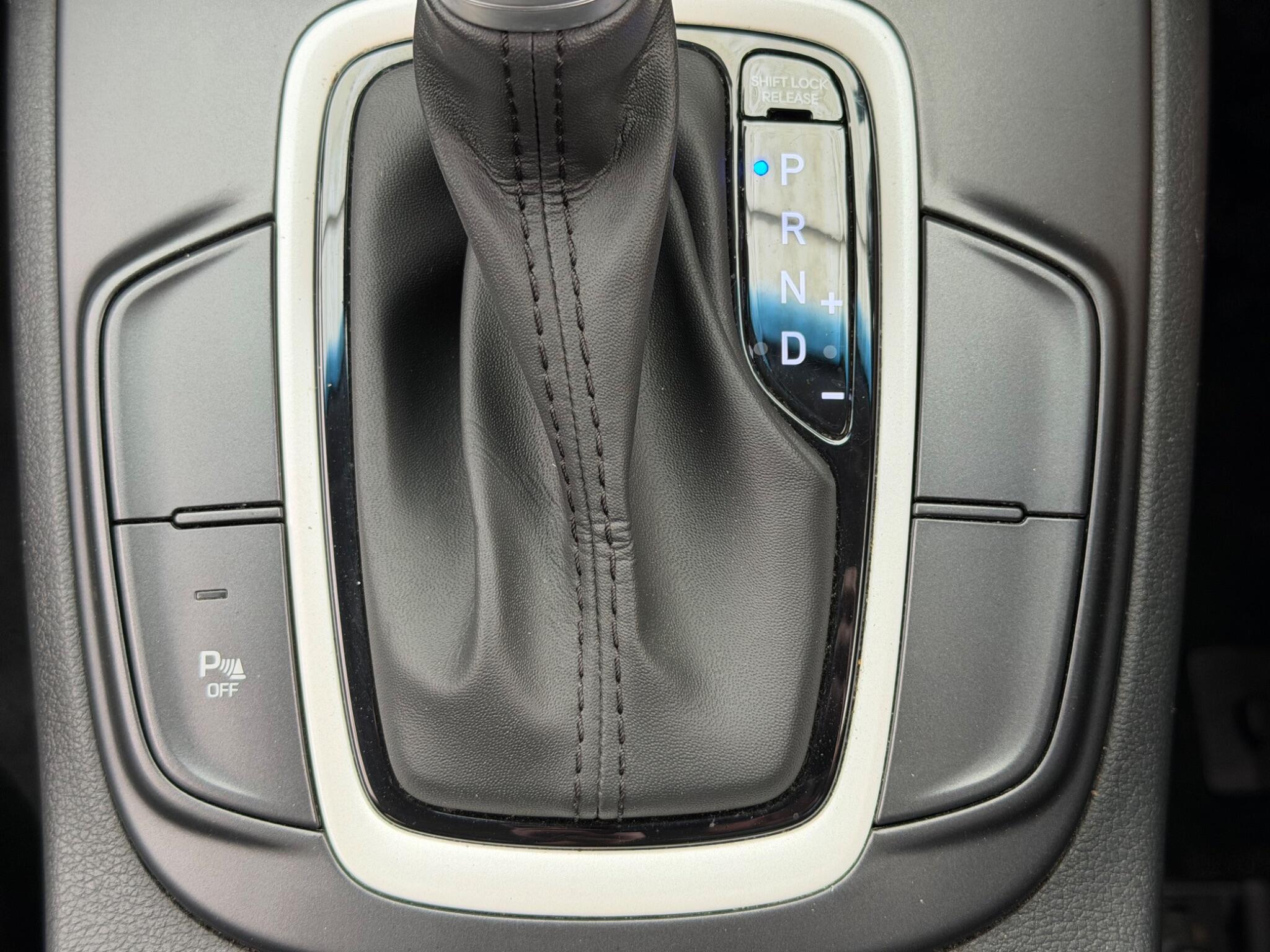 Hyundai Kona view 28