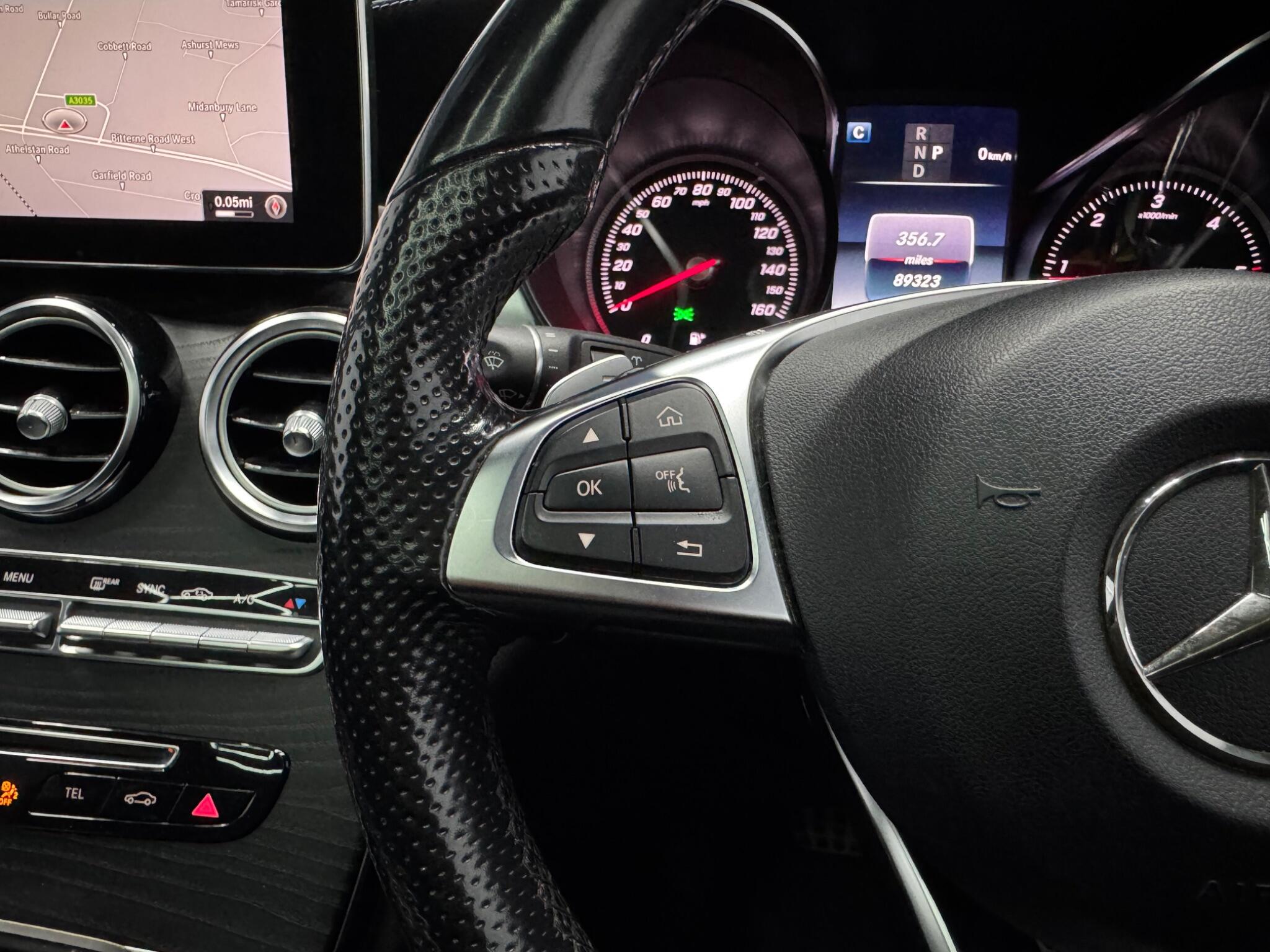 Mercedes-Benz GLC view 8