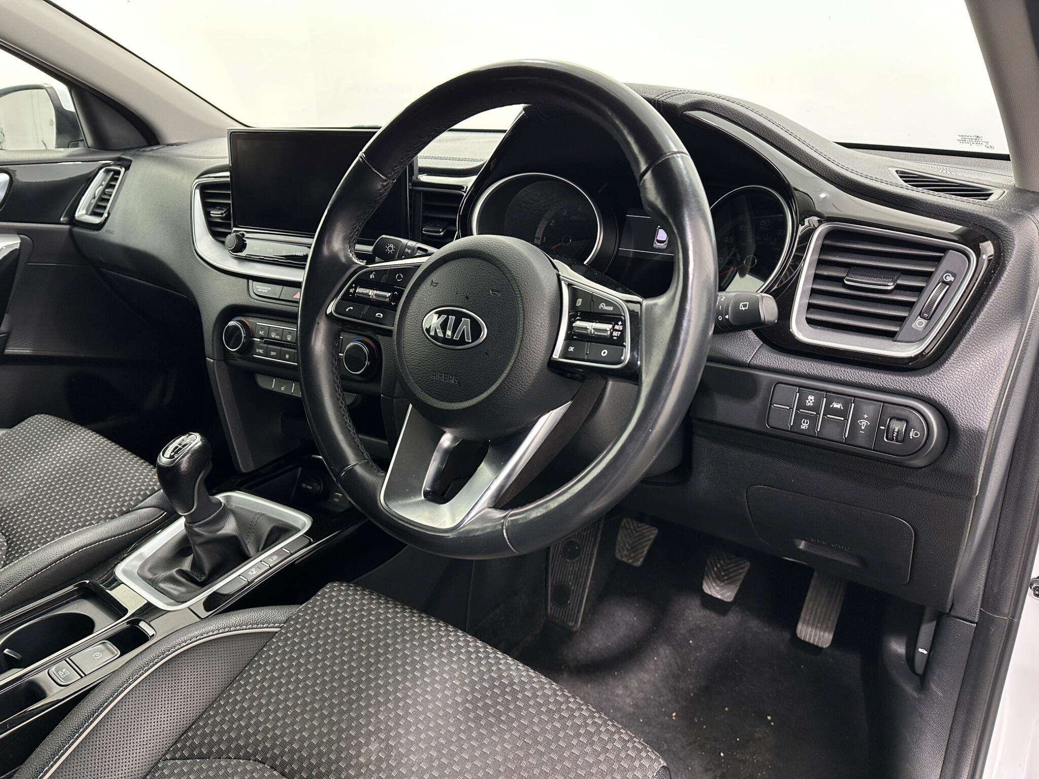 Kia Xceed view 11