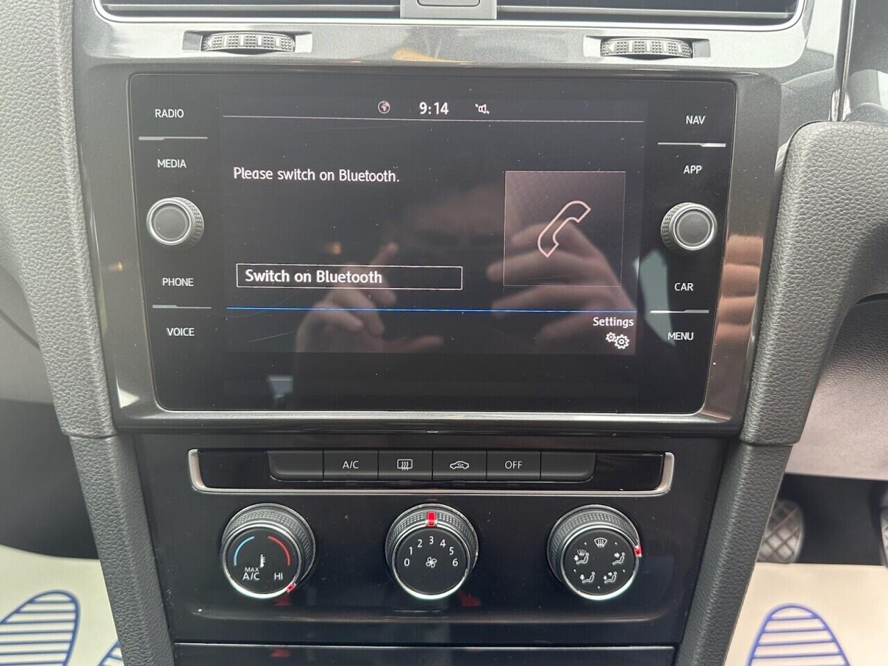 Volkswagen Golf view 33