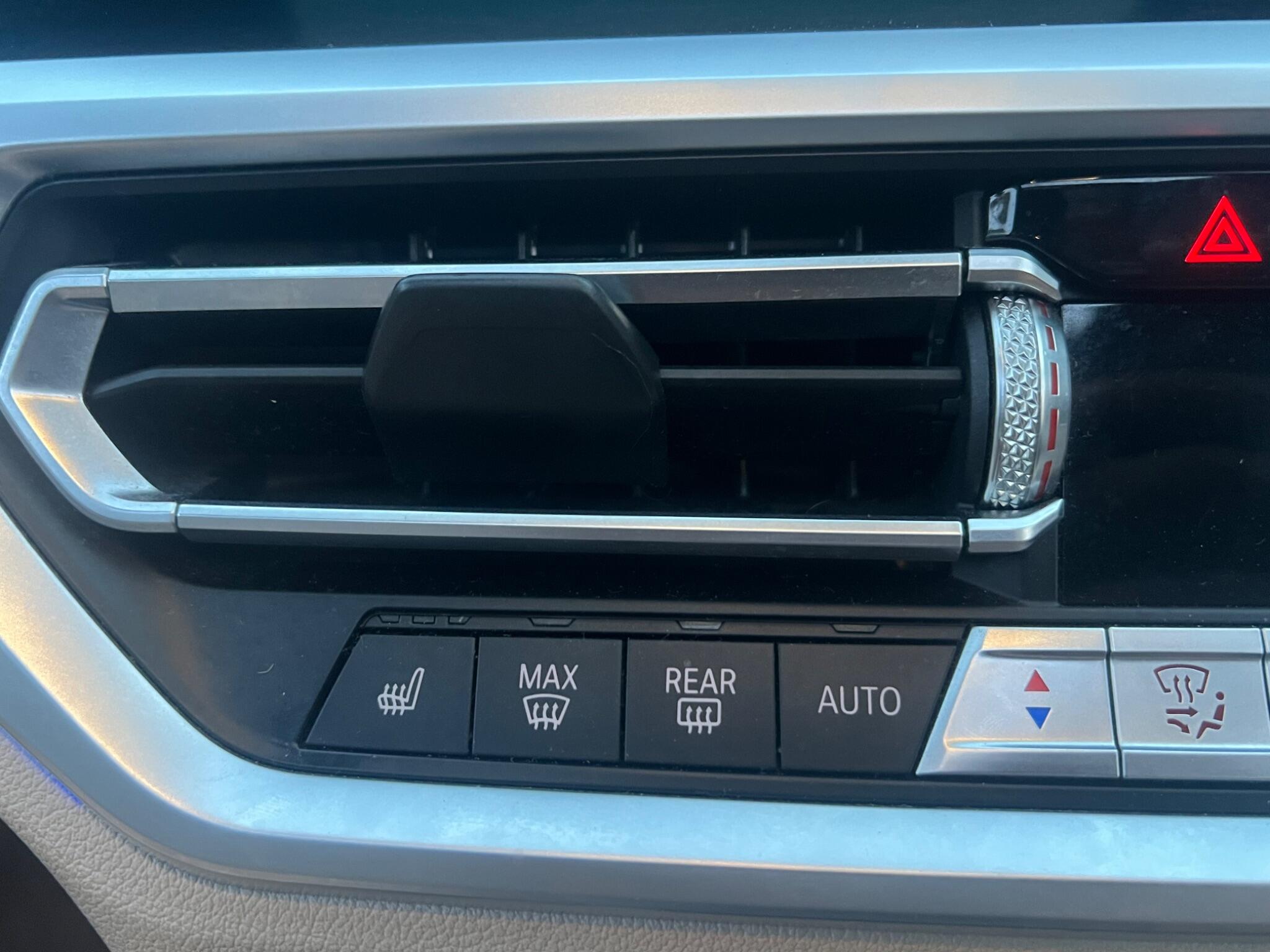 BMW 3 Series view 70