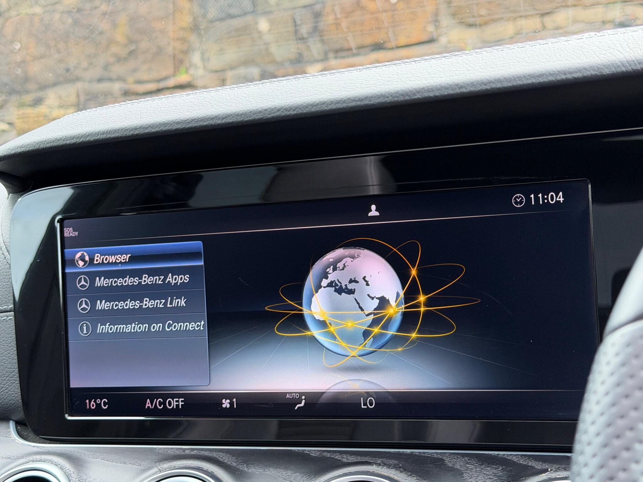 Mercedes-Benz E-Class view 36
