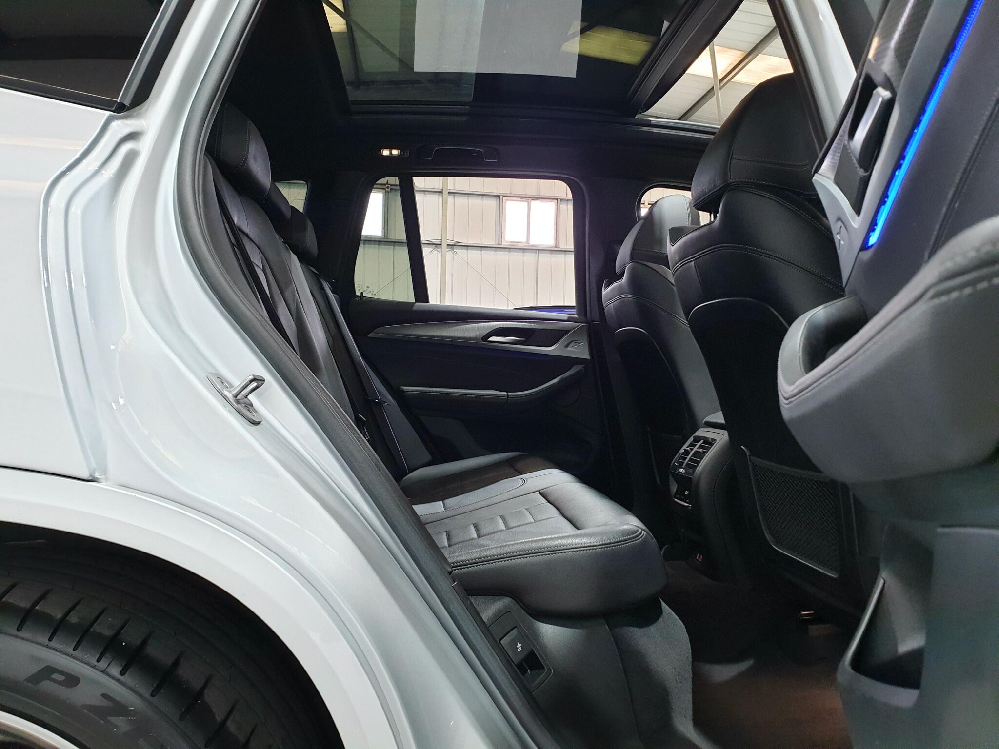 BMW X3 view 52