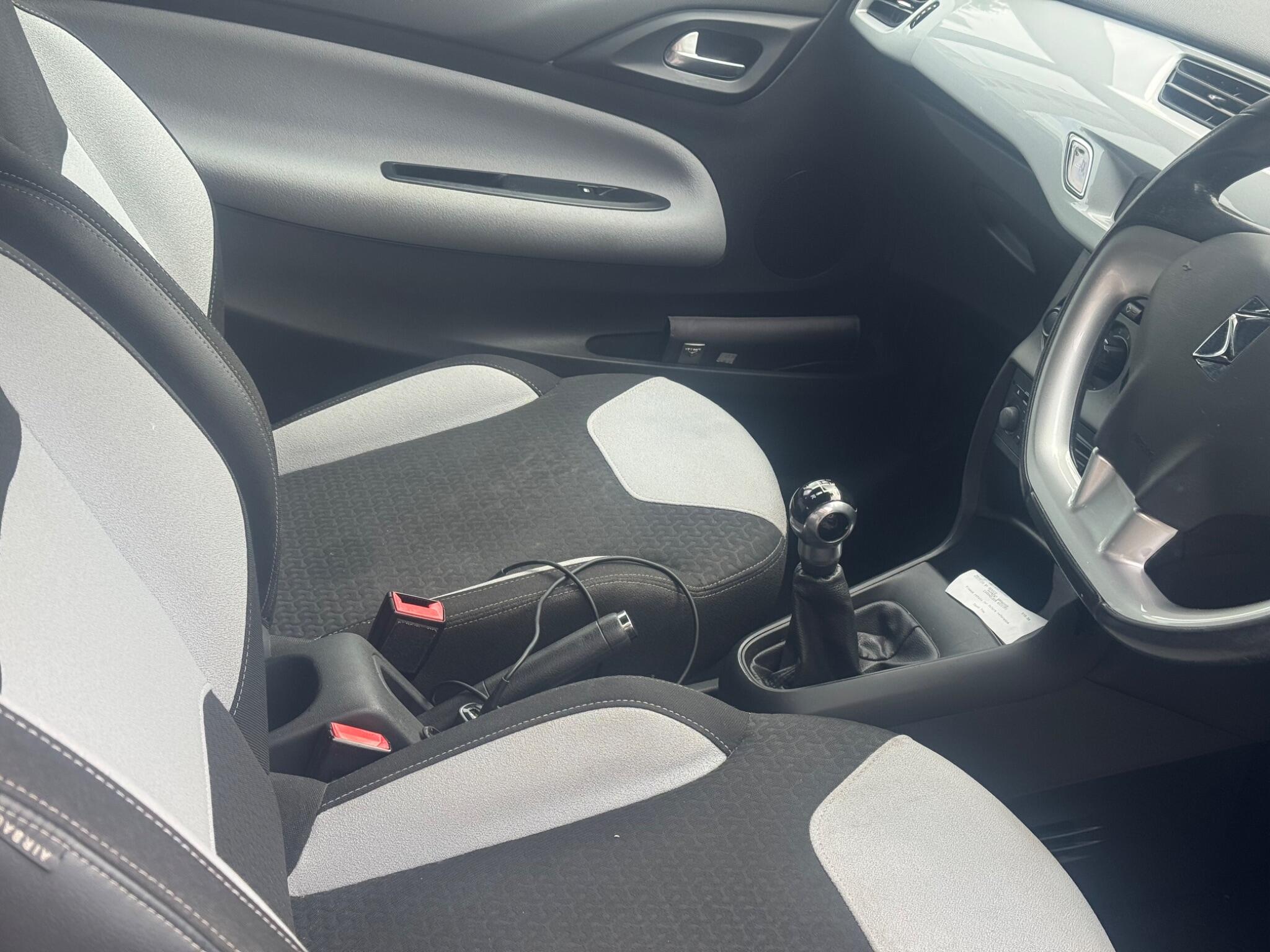 Citroen DS3 view 24