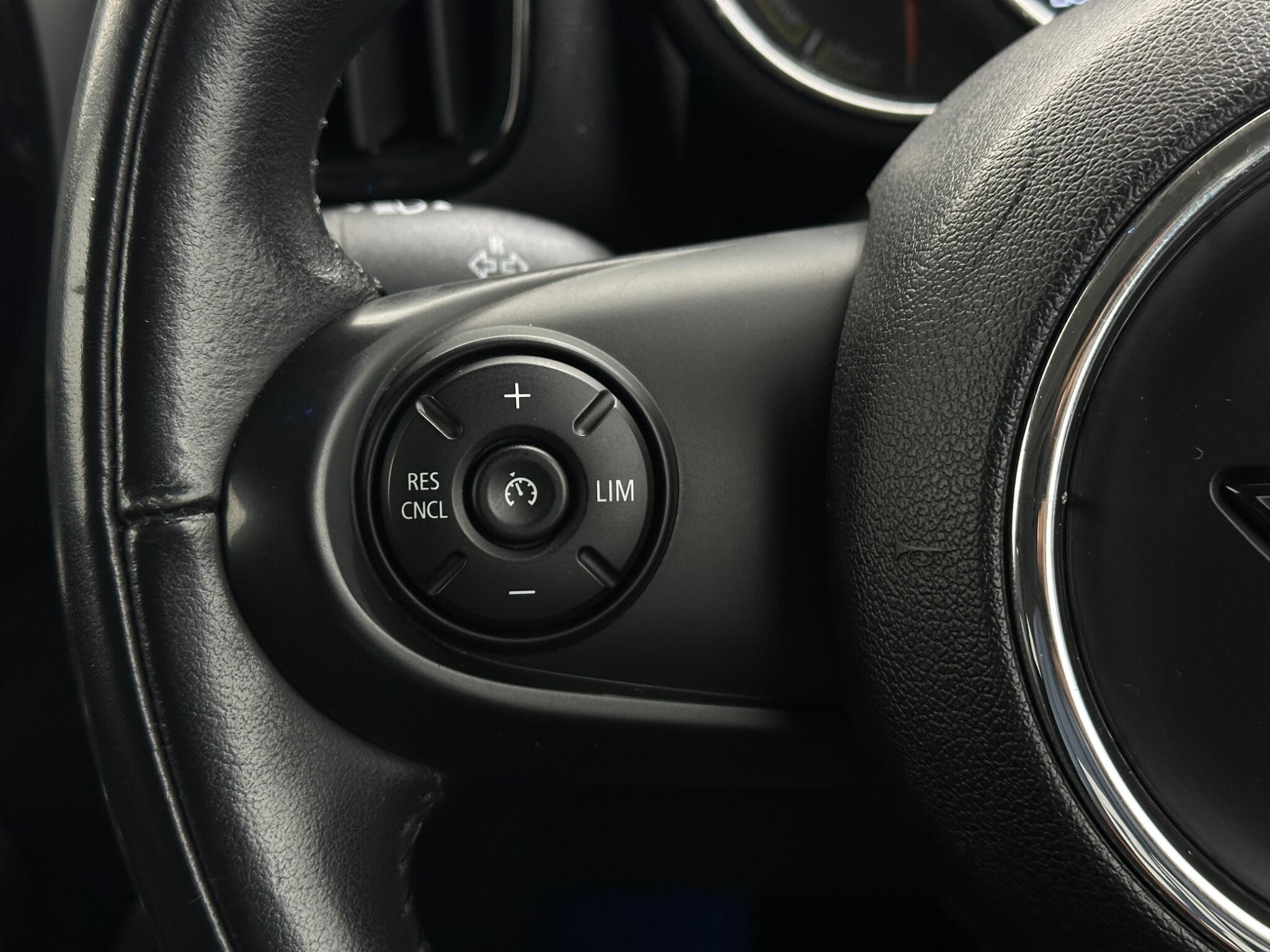 Mini Countryman view 15