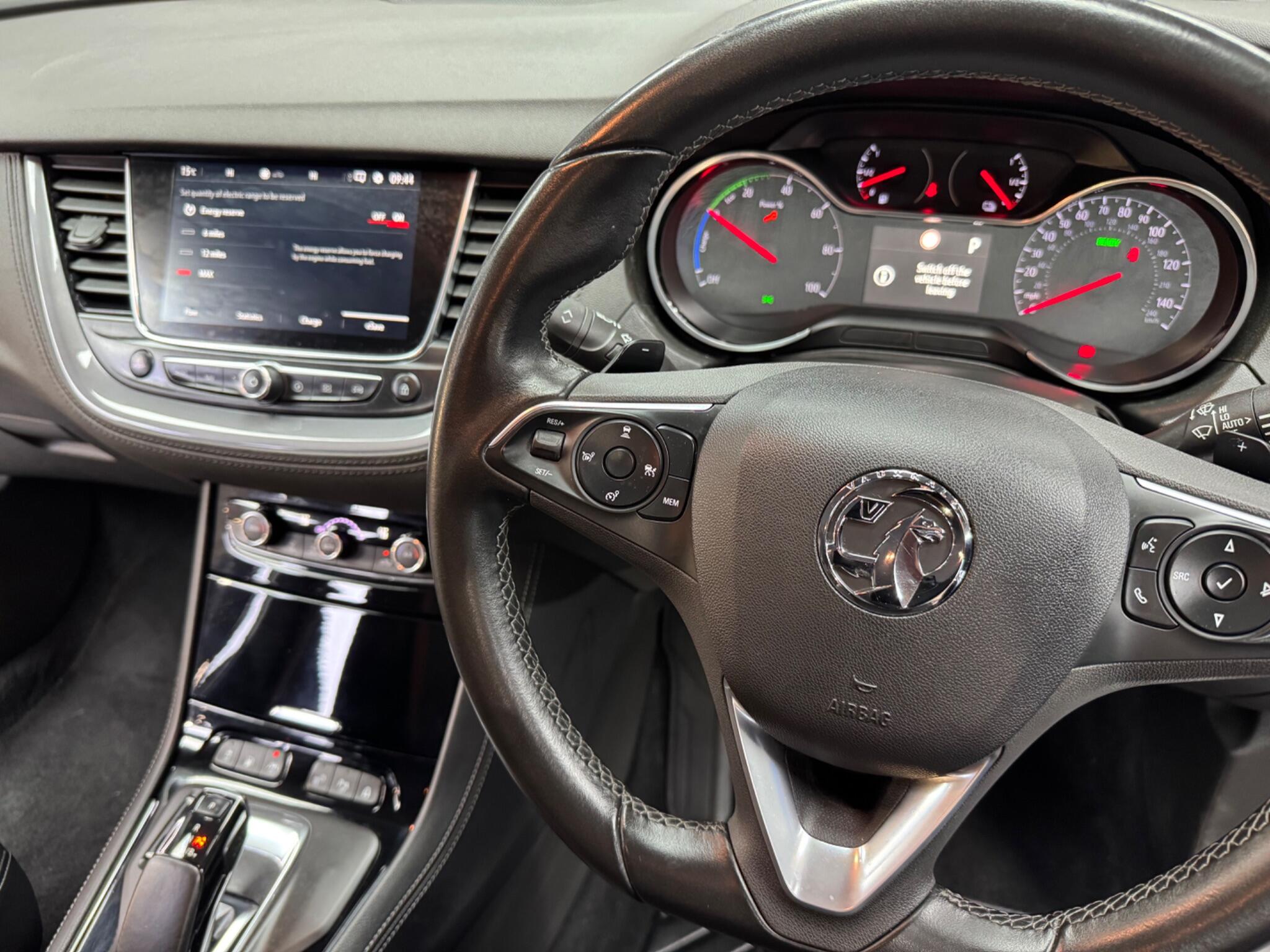 Vauxhall Grandland X view 38