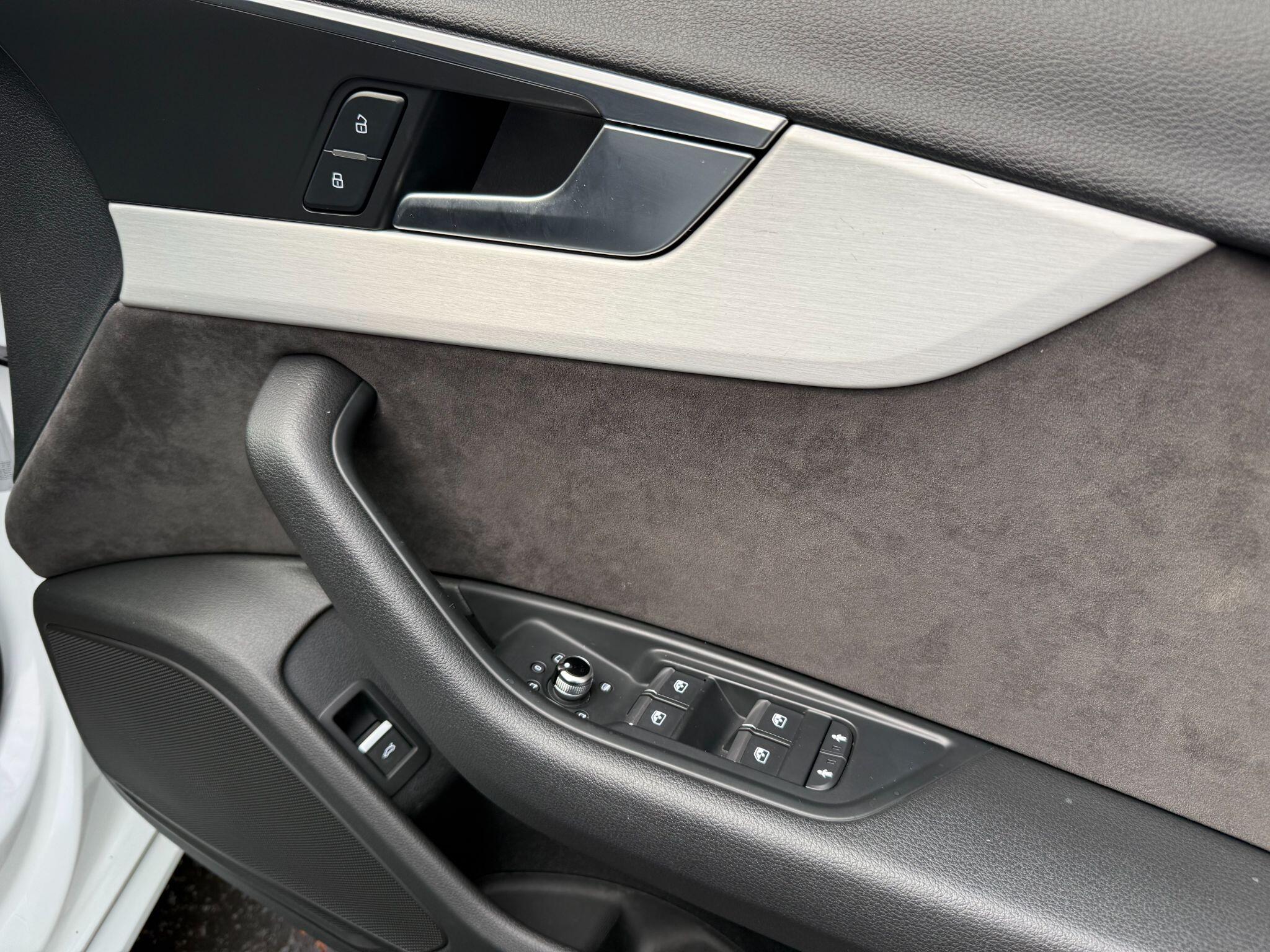 Audi A4 view 40
