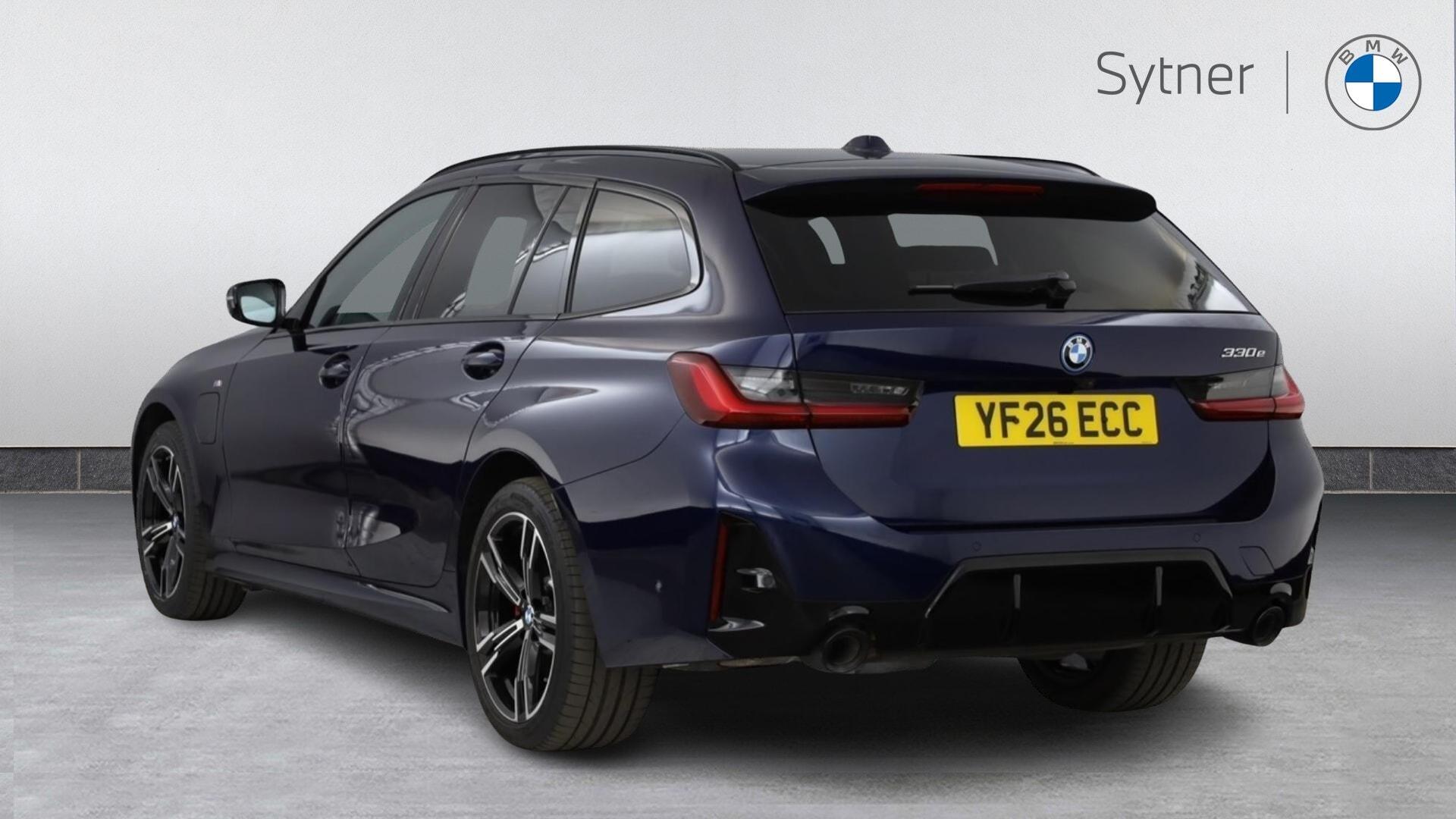 BMW 3 Series view 2