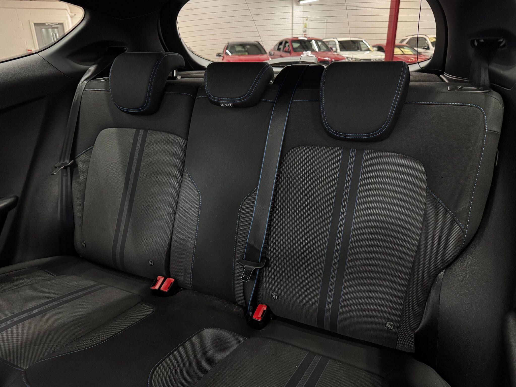 Ford Fiesta view 53