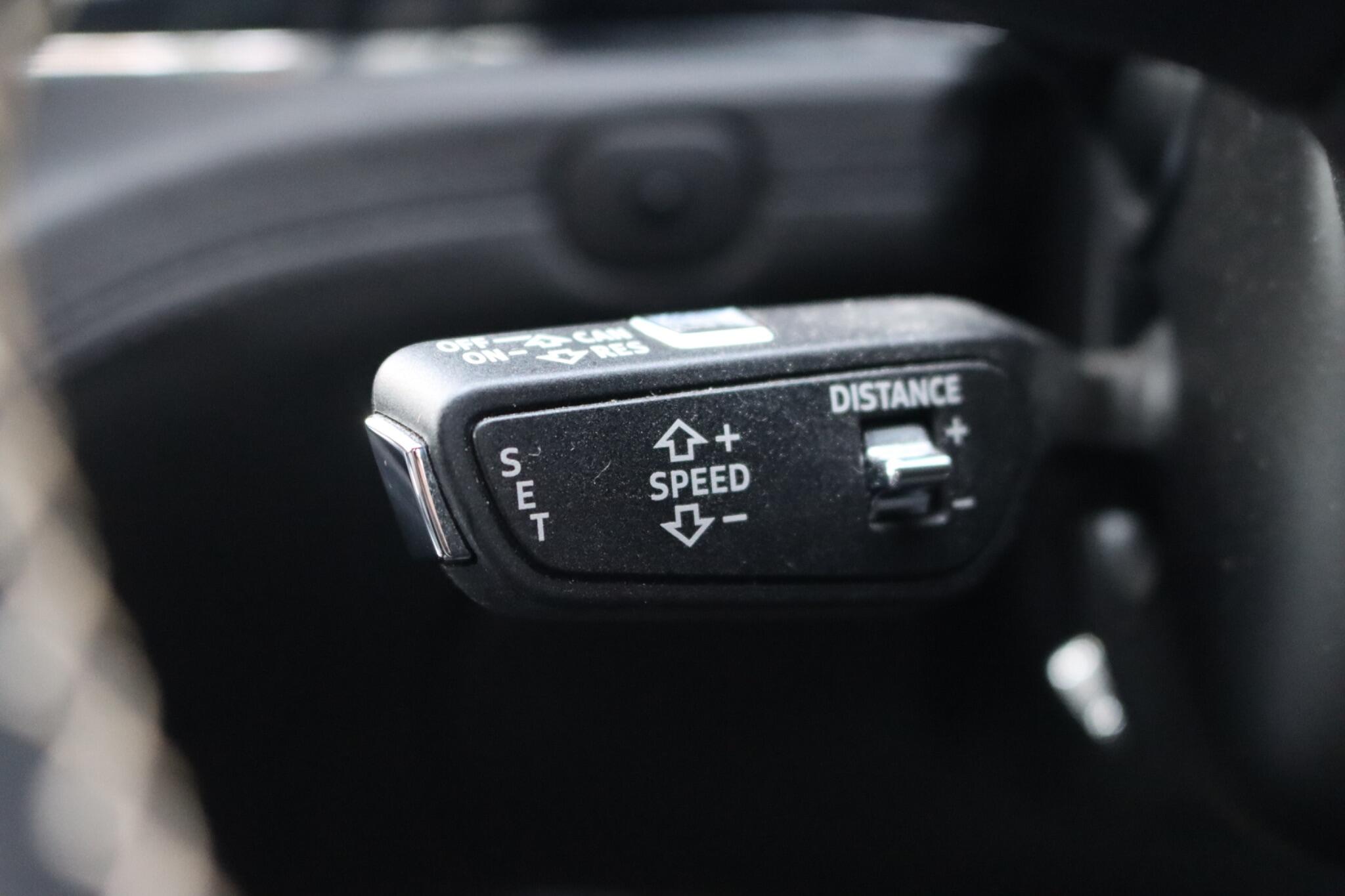 Bentley Bentayga view 79