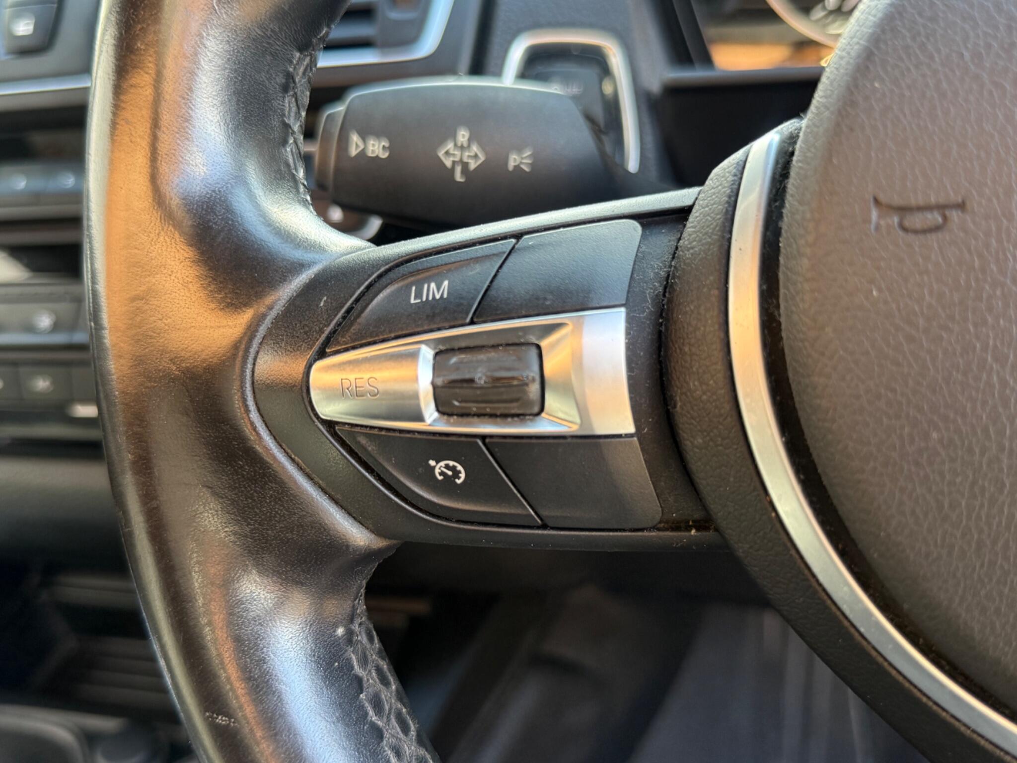 BMW 2 Series view 29