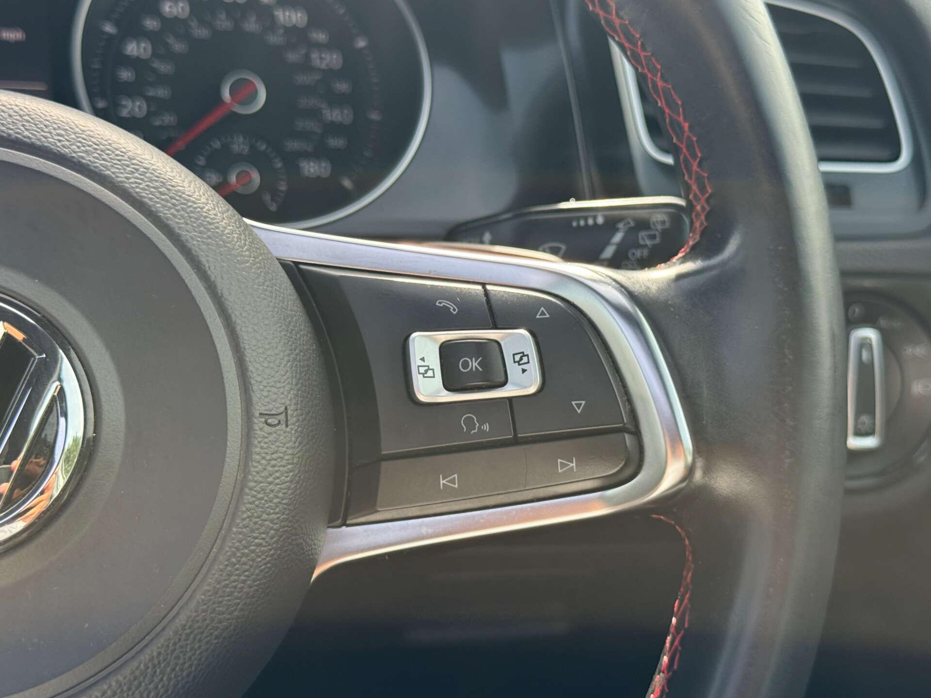 Volkswagen Golf view 65