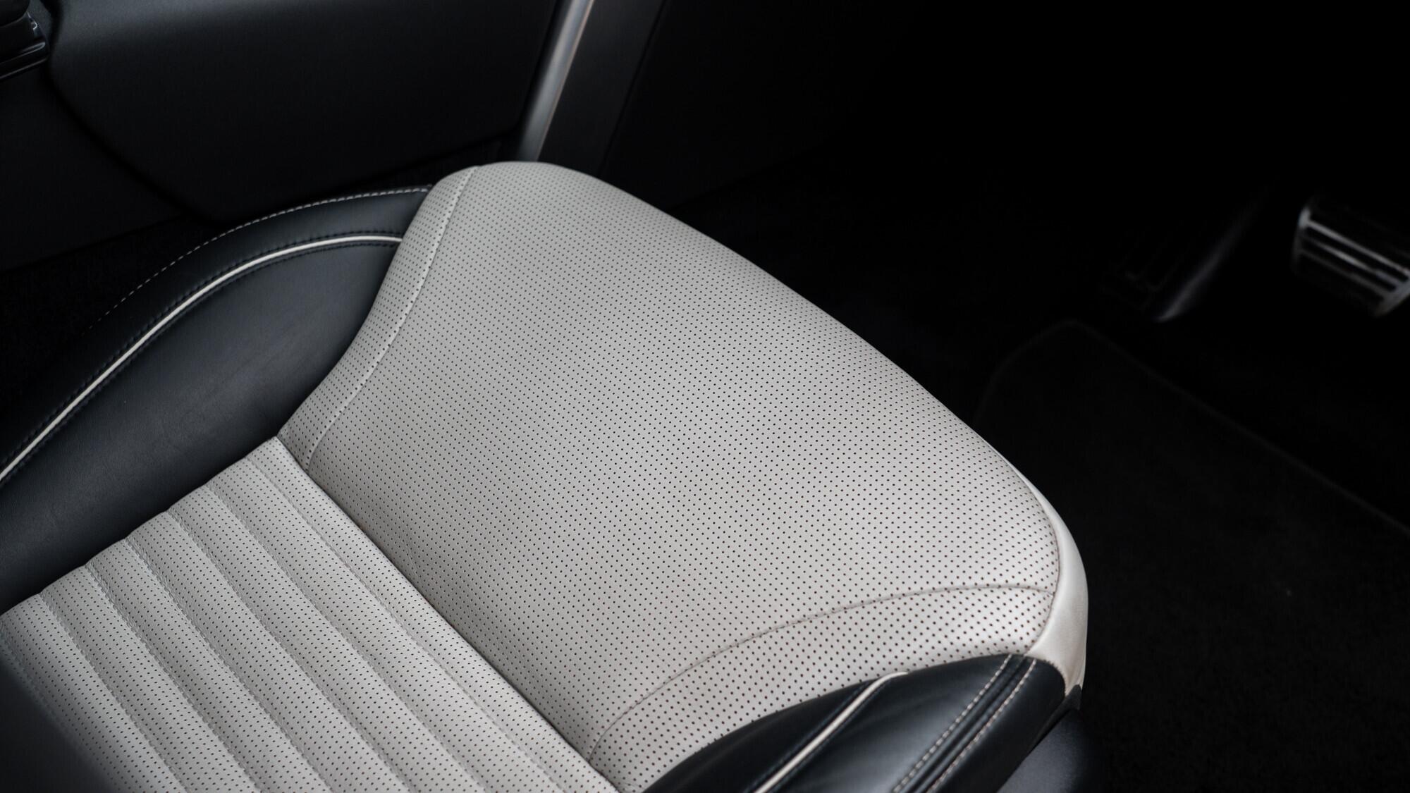 Land Rover Discovery 3 view 38