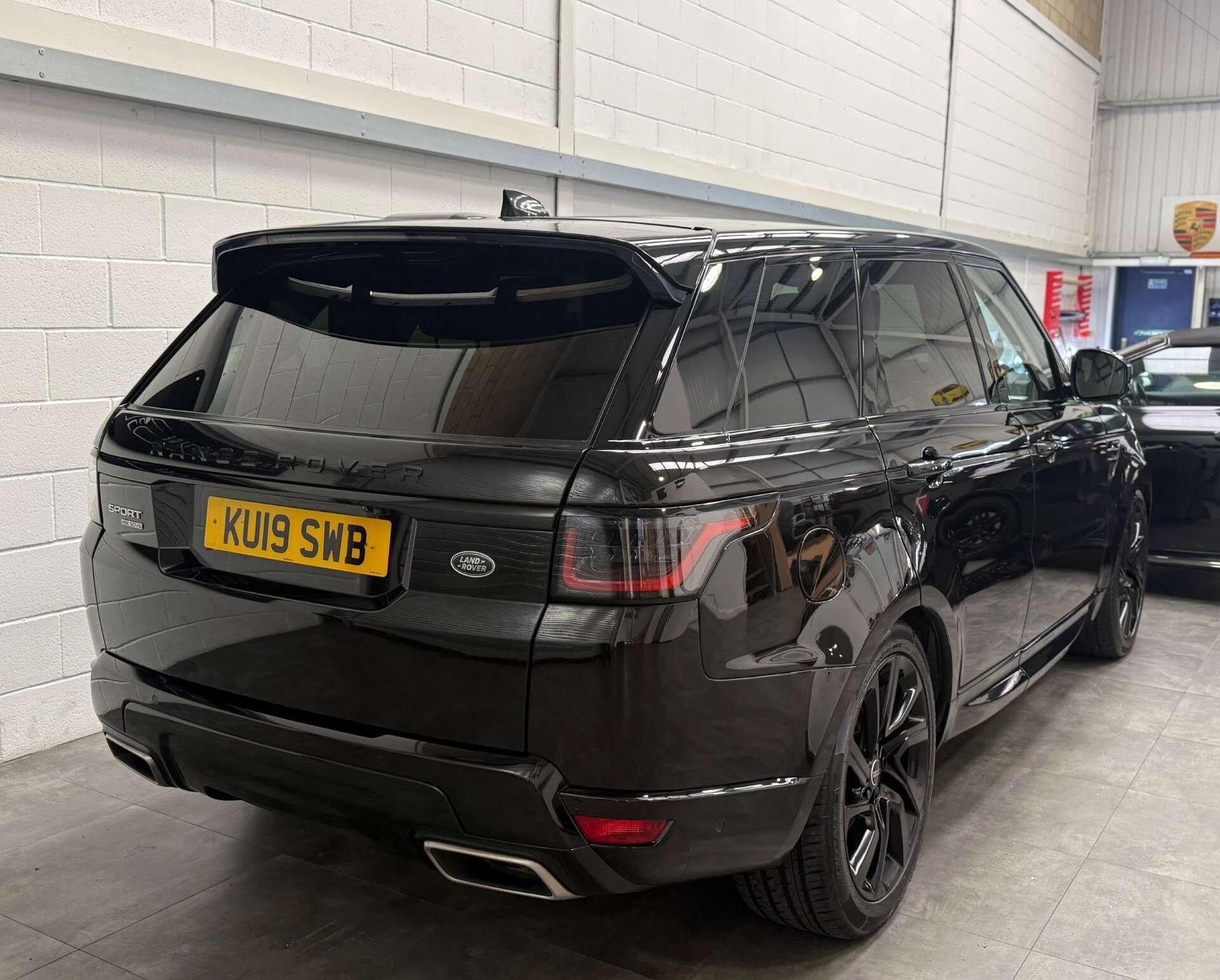 Land Rover Range Rover Sport view 8