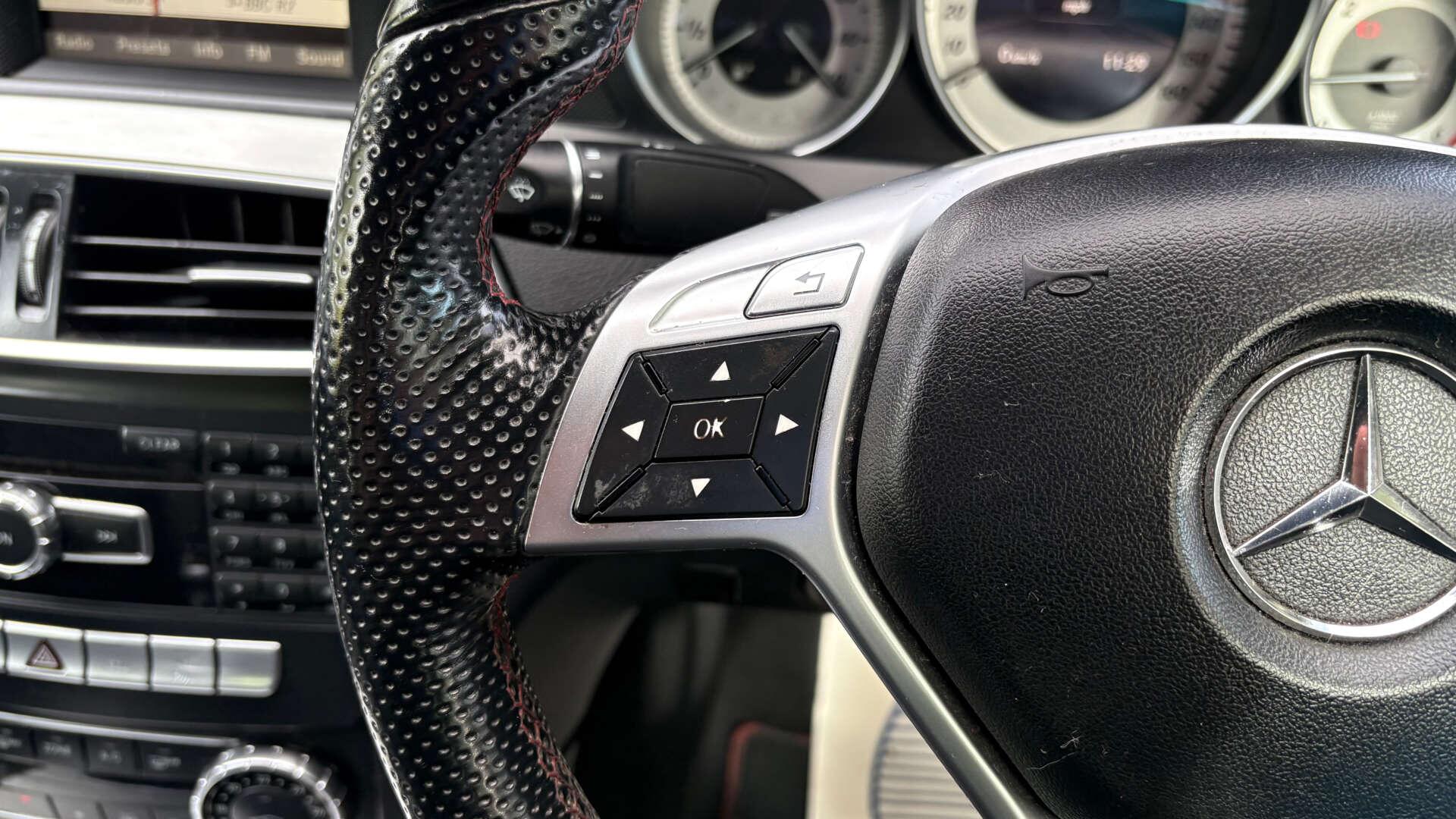 Mercedes-Benz C-Class view 17