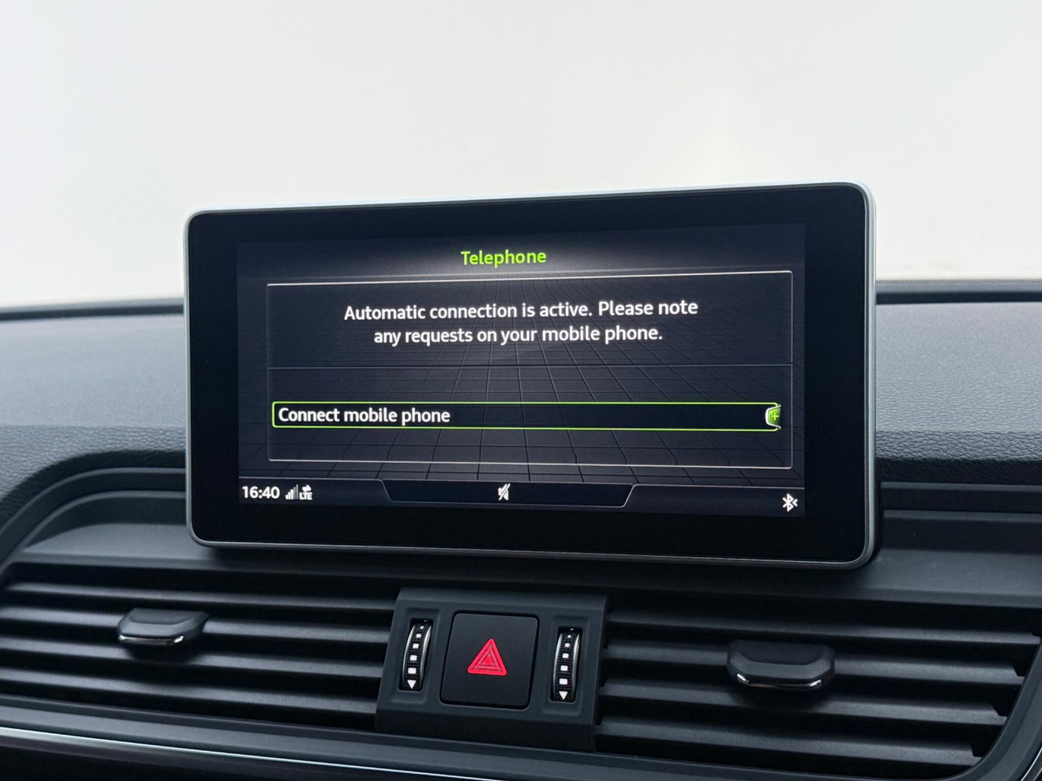 Audi Q5 view 24