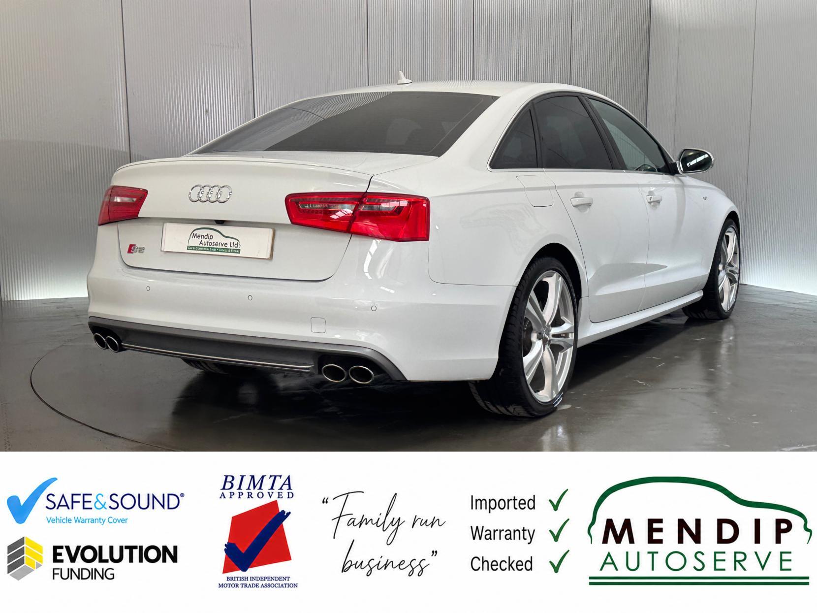 Audi S6 Saloon view 20