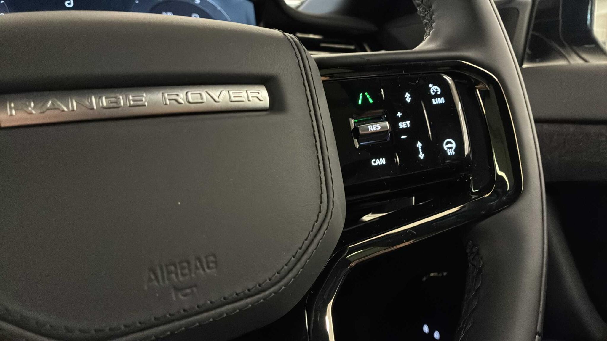 Land Rover Range Rover Sport view 28