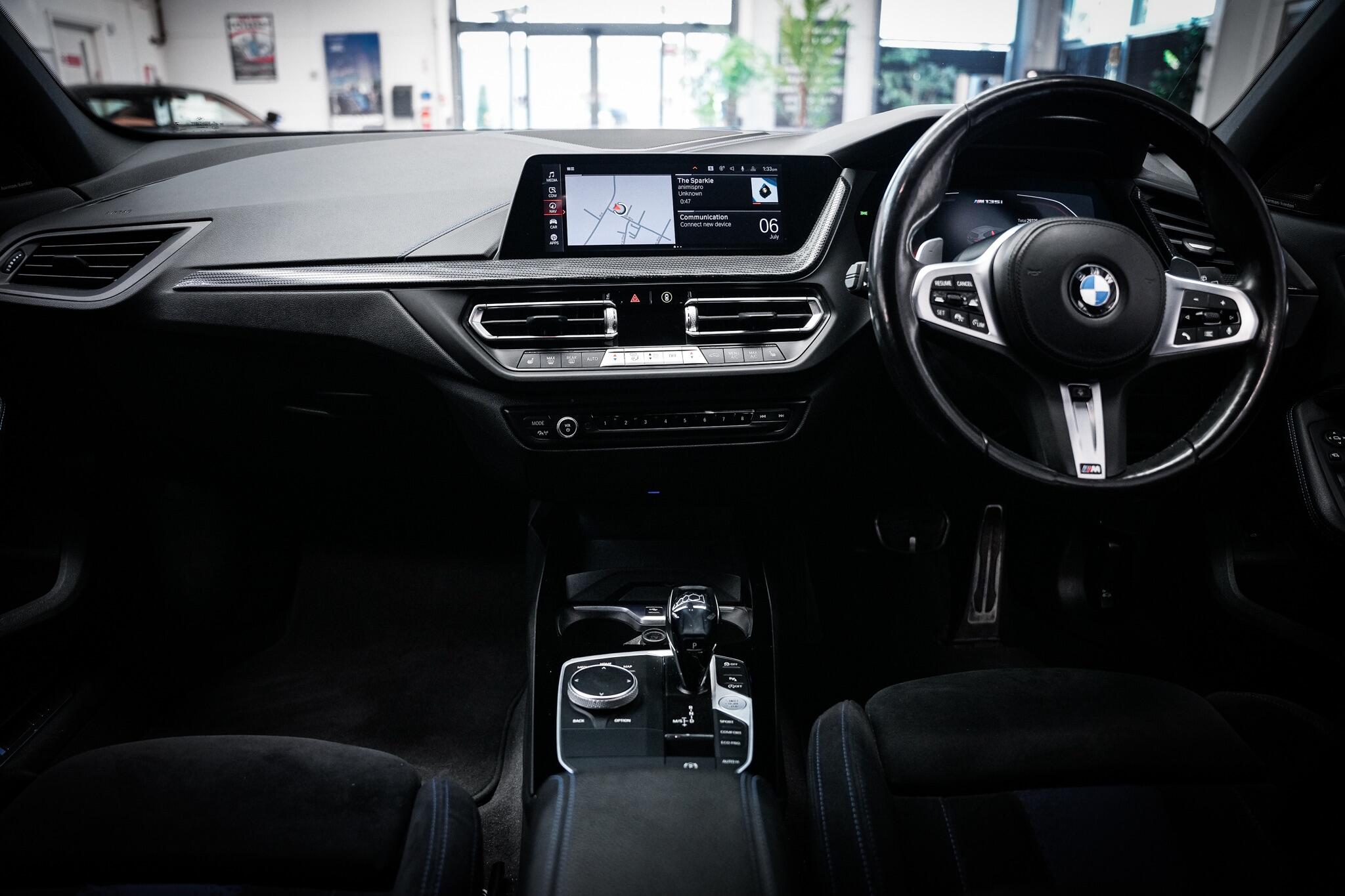 BMW 1 Series view 21