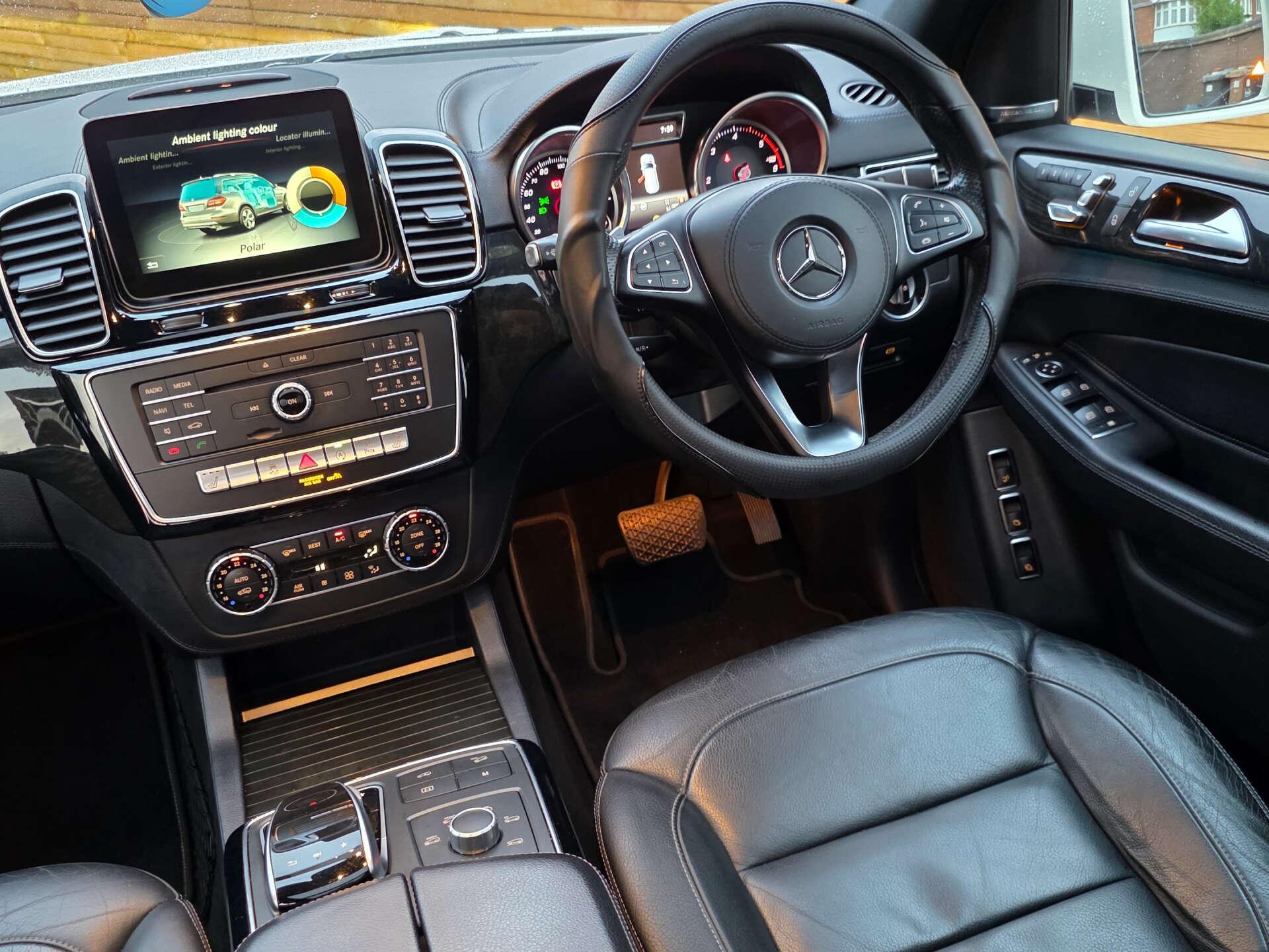 Mercedes-Benz GLS view 16
