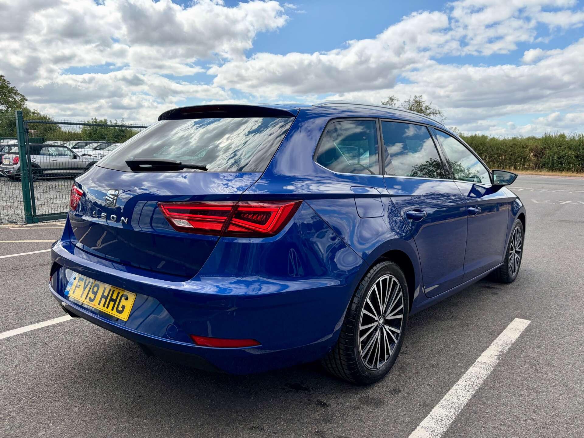 Seat Leon Leon view 8