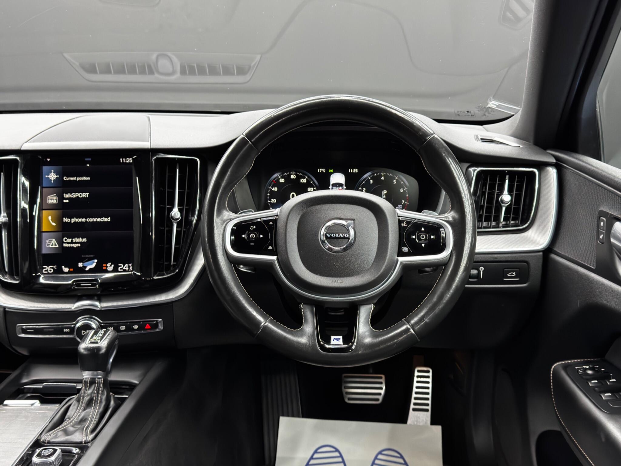 Volvo XC60 view 18