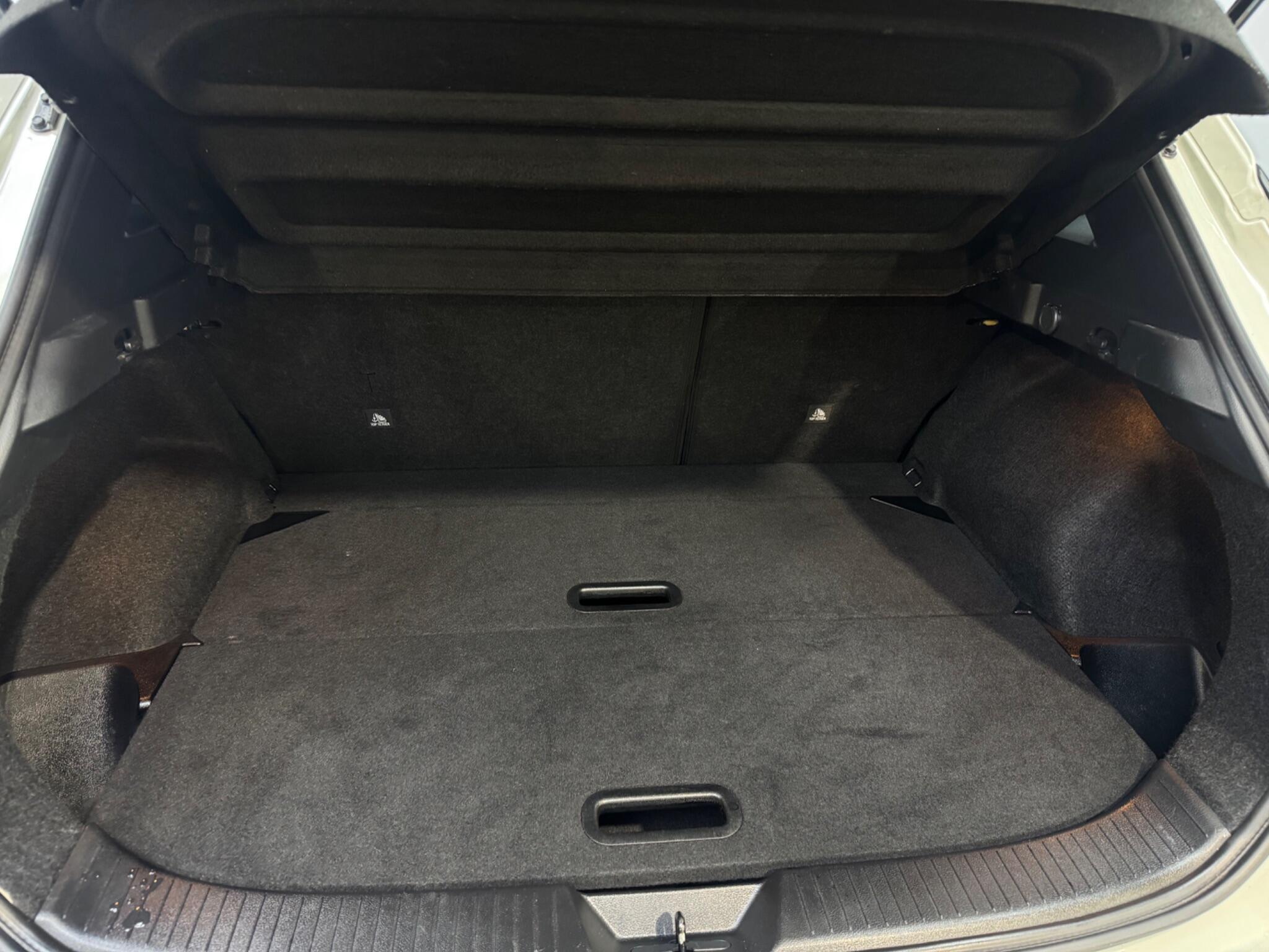 Nissan Qashqai view 25