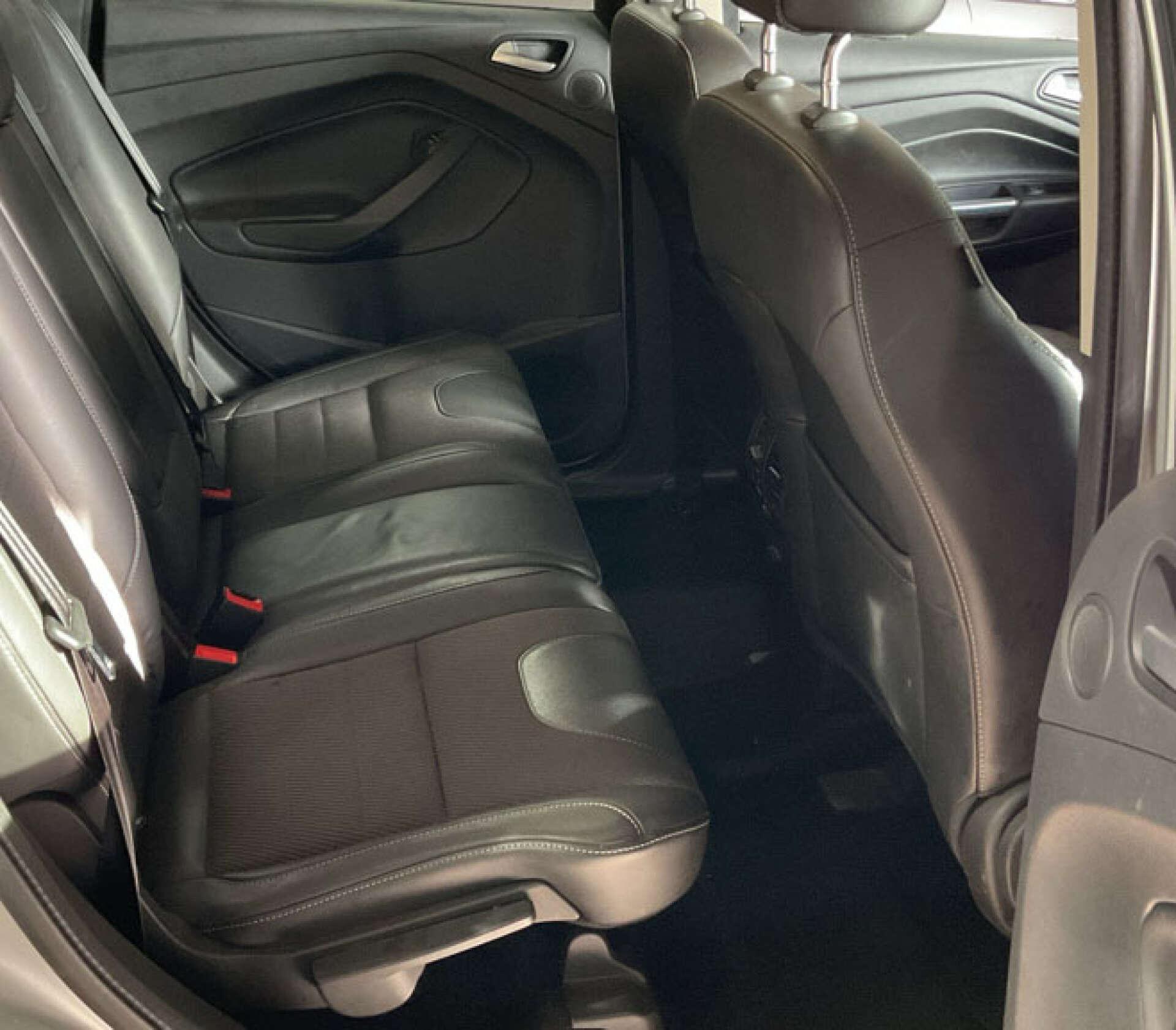 Ford Kuga view 5