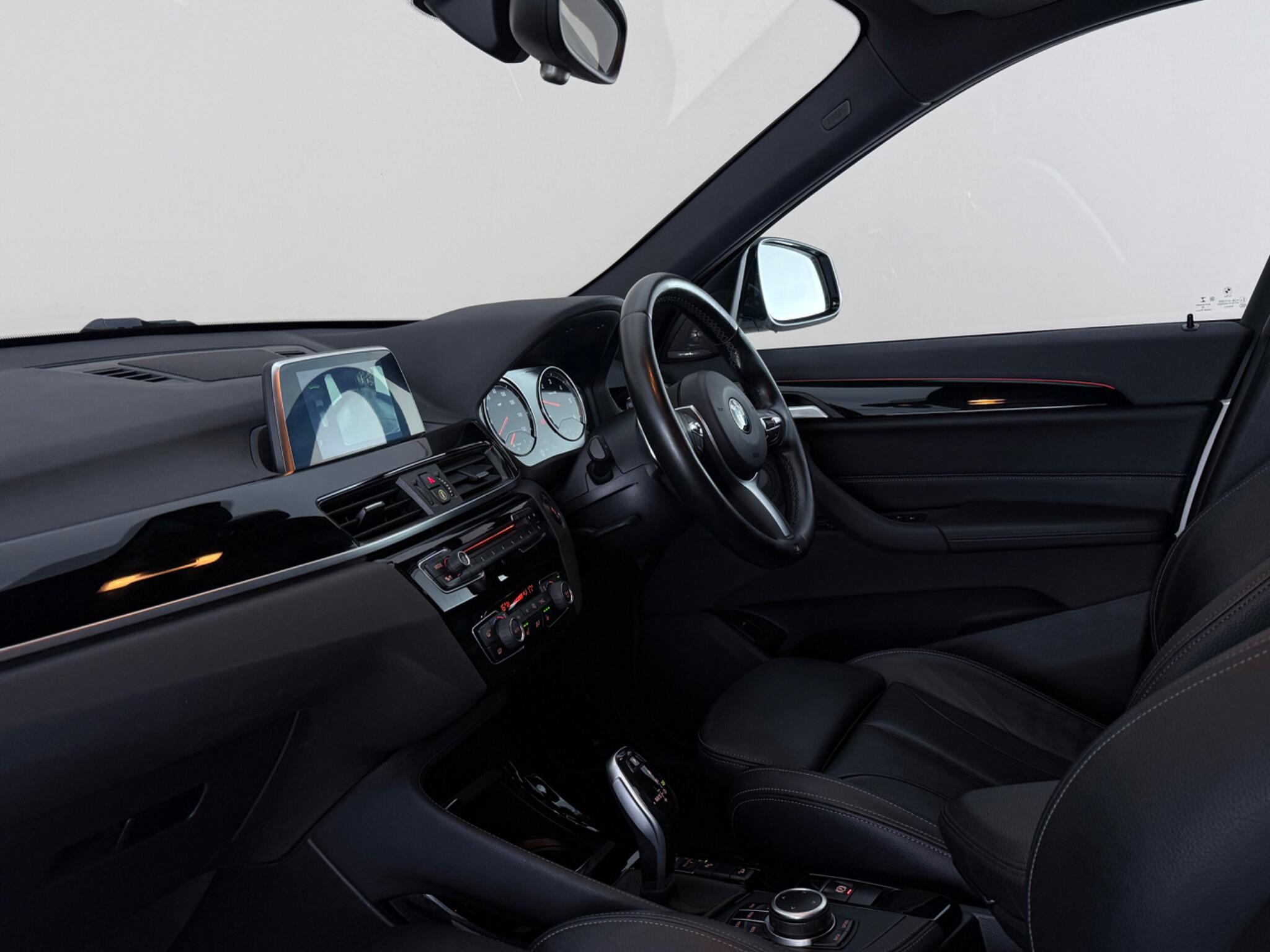 BMW X1 view 4