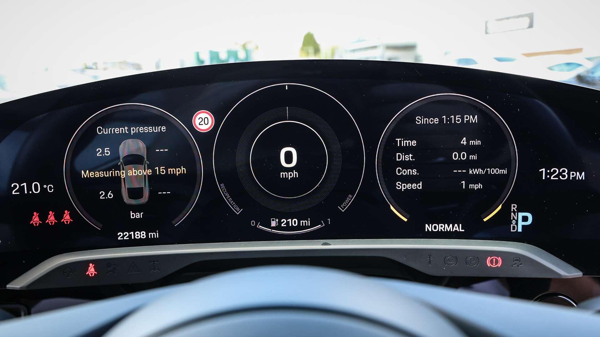 Porsche Taycan view 16