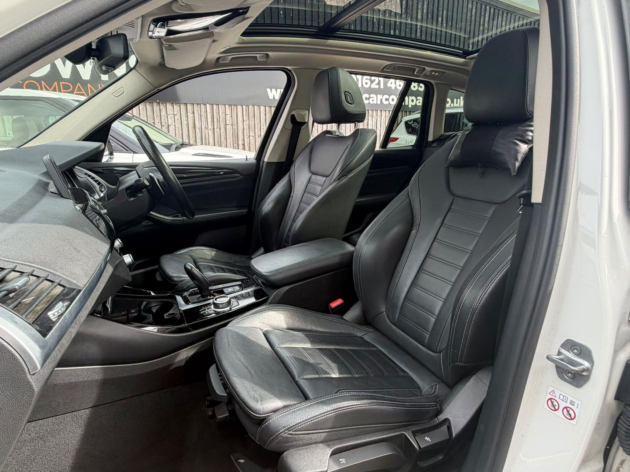 BMW X3 view 19