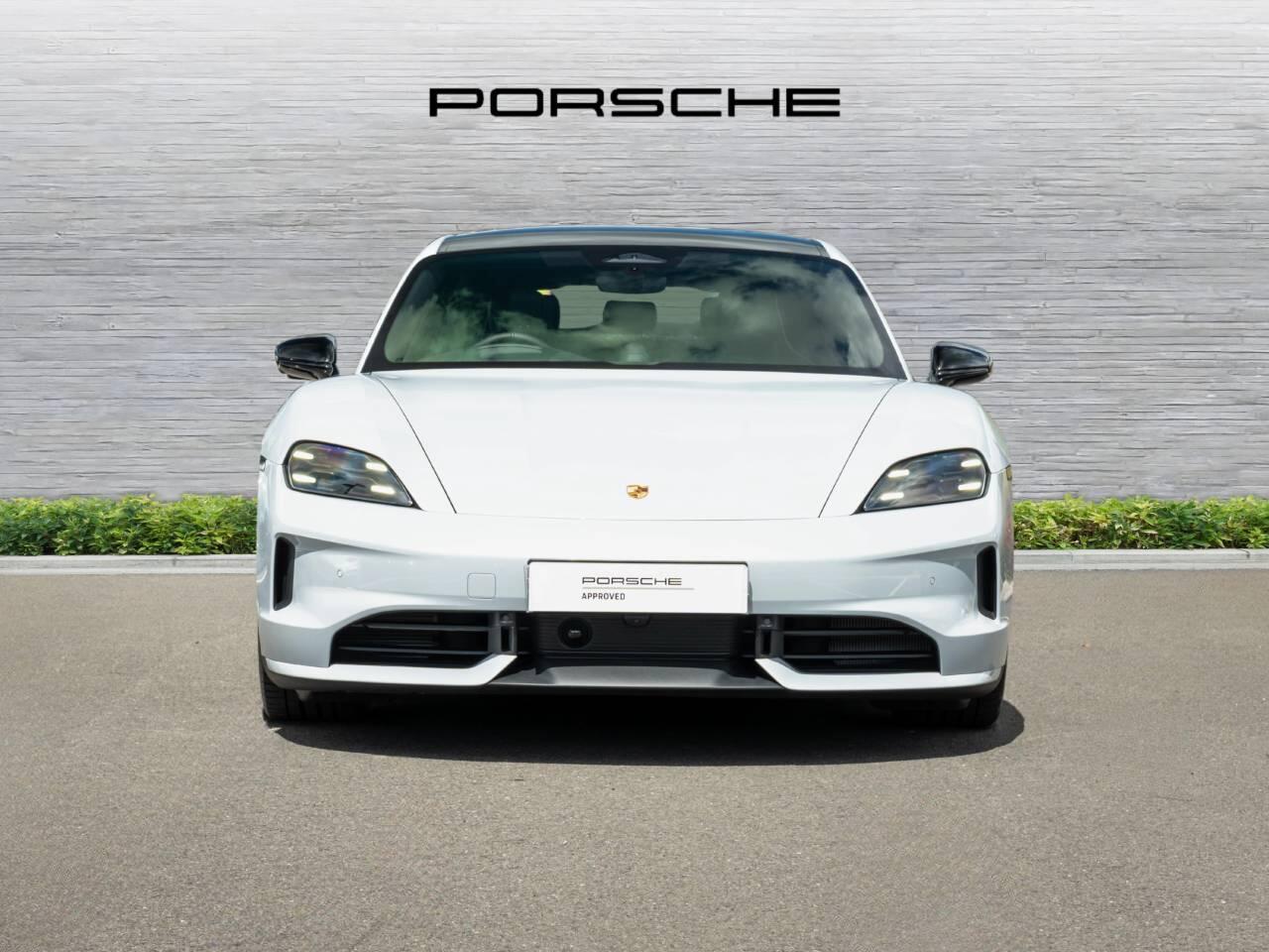Porsche Taycan view 7