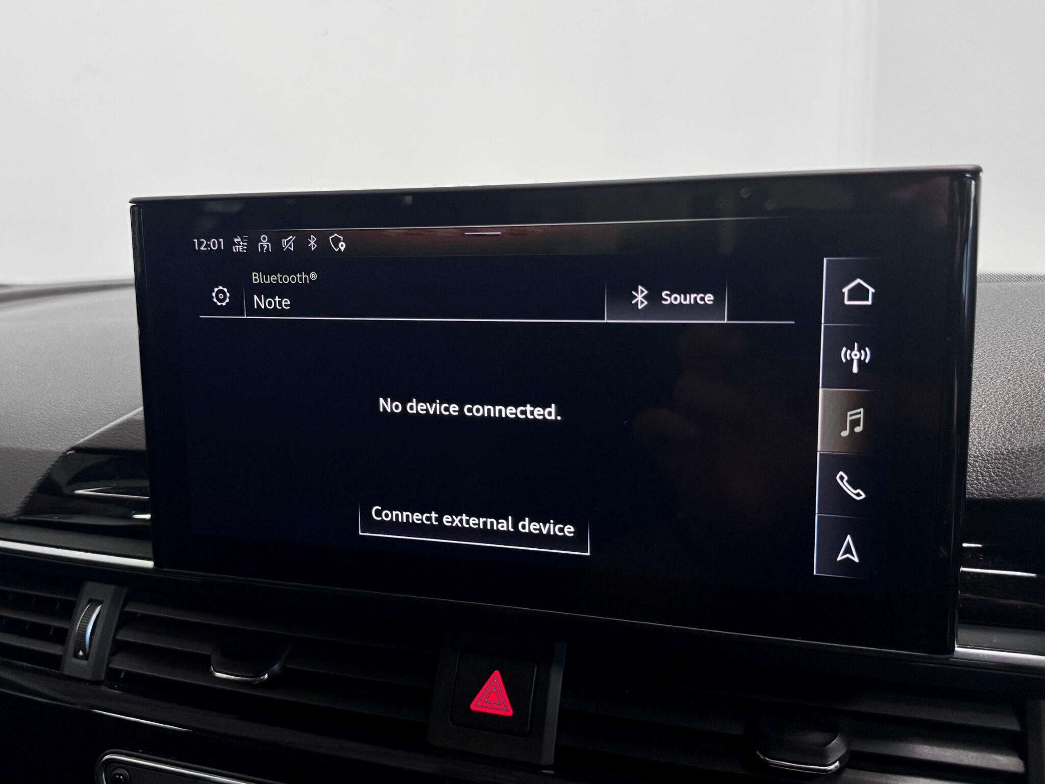 Audi A4 view 43