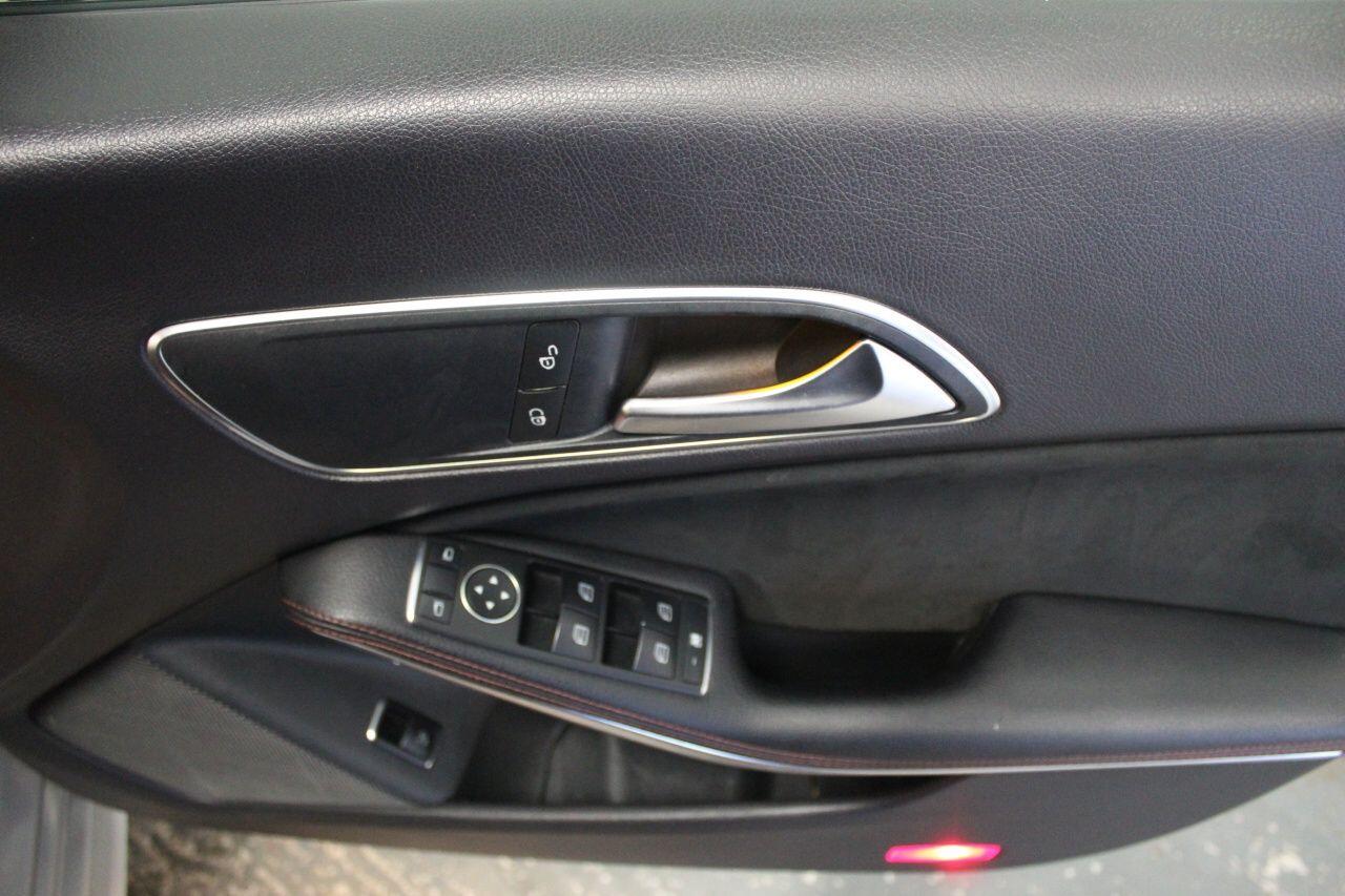 Mercedes-Benz CLA view 47
