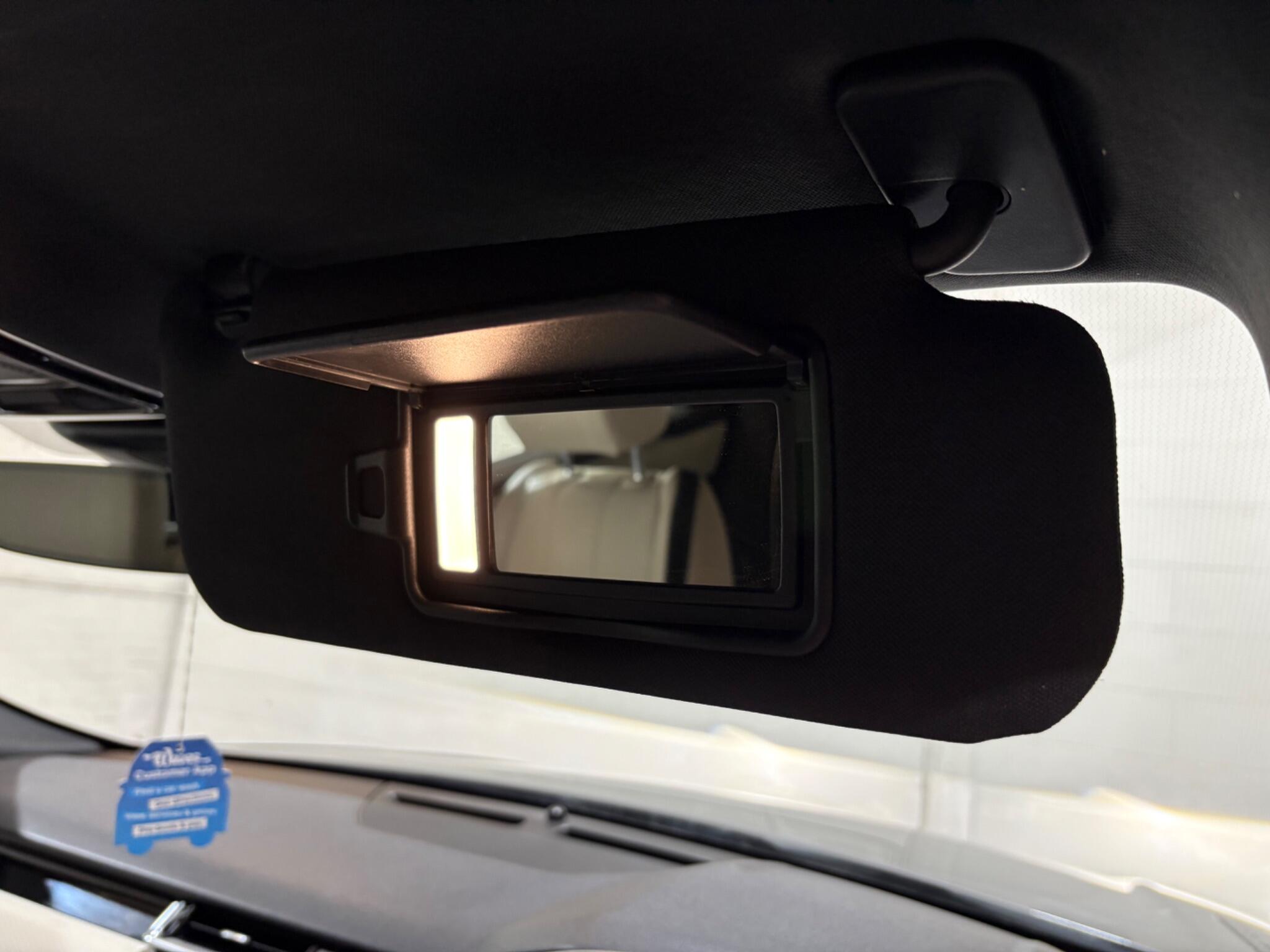 Land Rover Range Rover Velar view 33