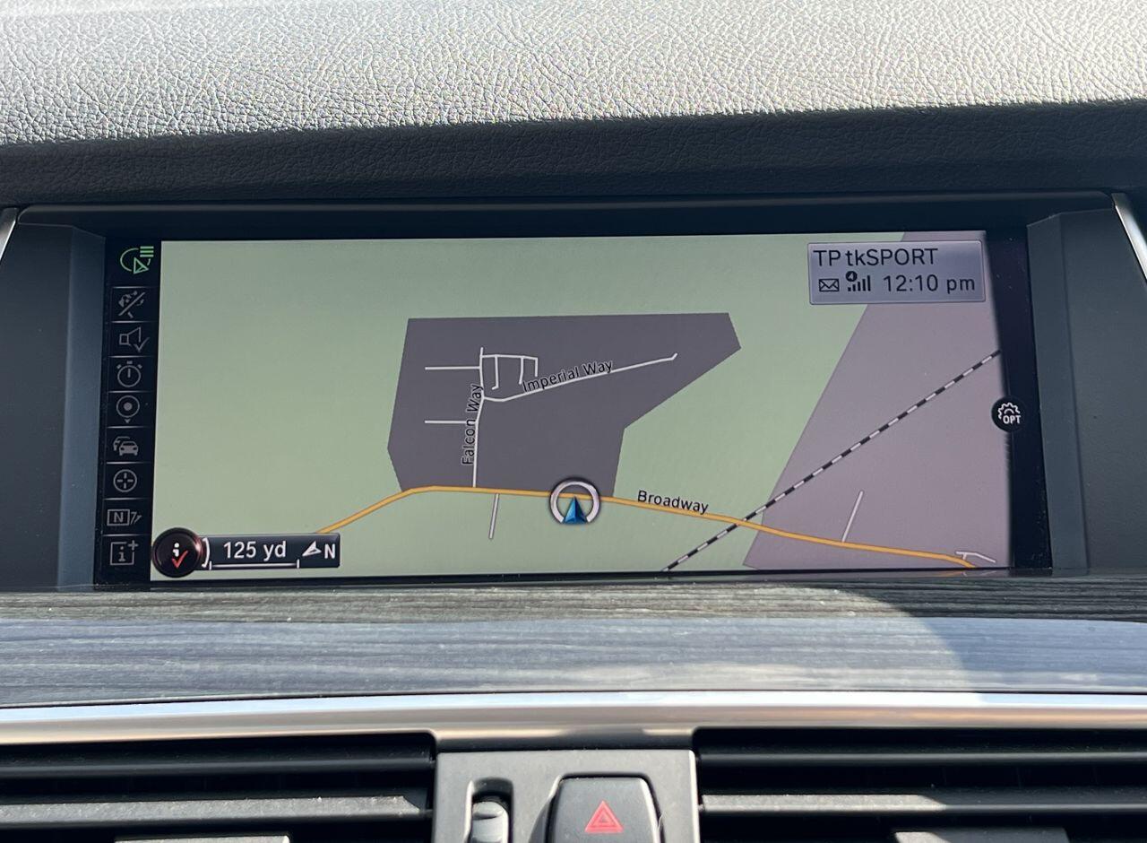 BMW 5 Series view 59