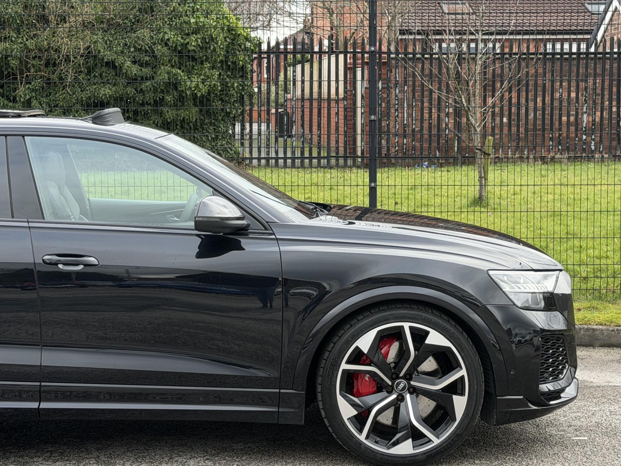 Audi Audi RSQ8 view 19