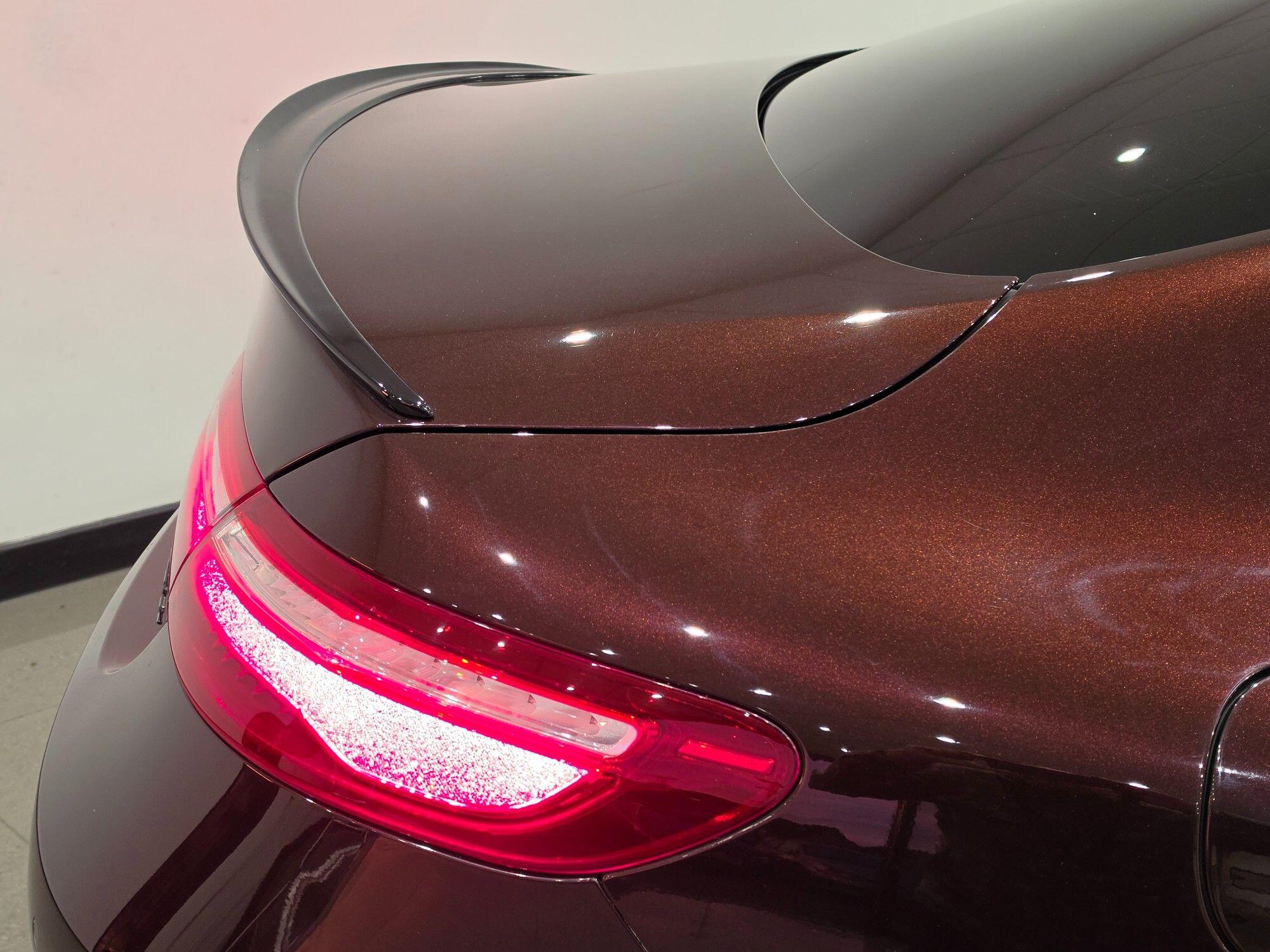 Mercedes-Benz E-Class view 94