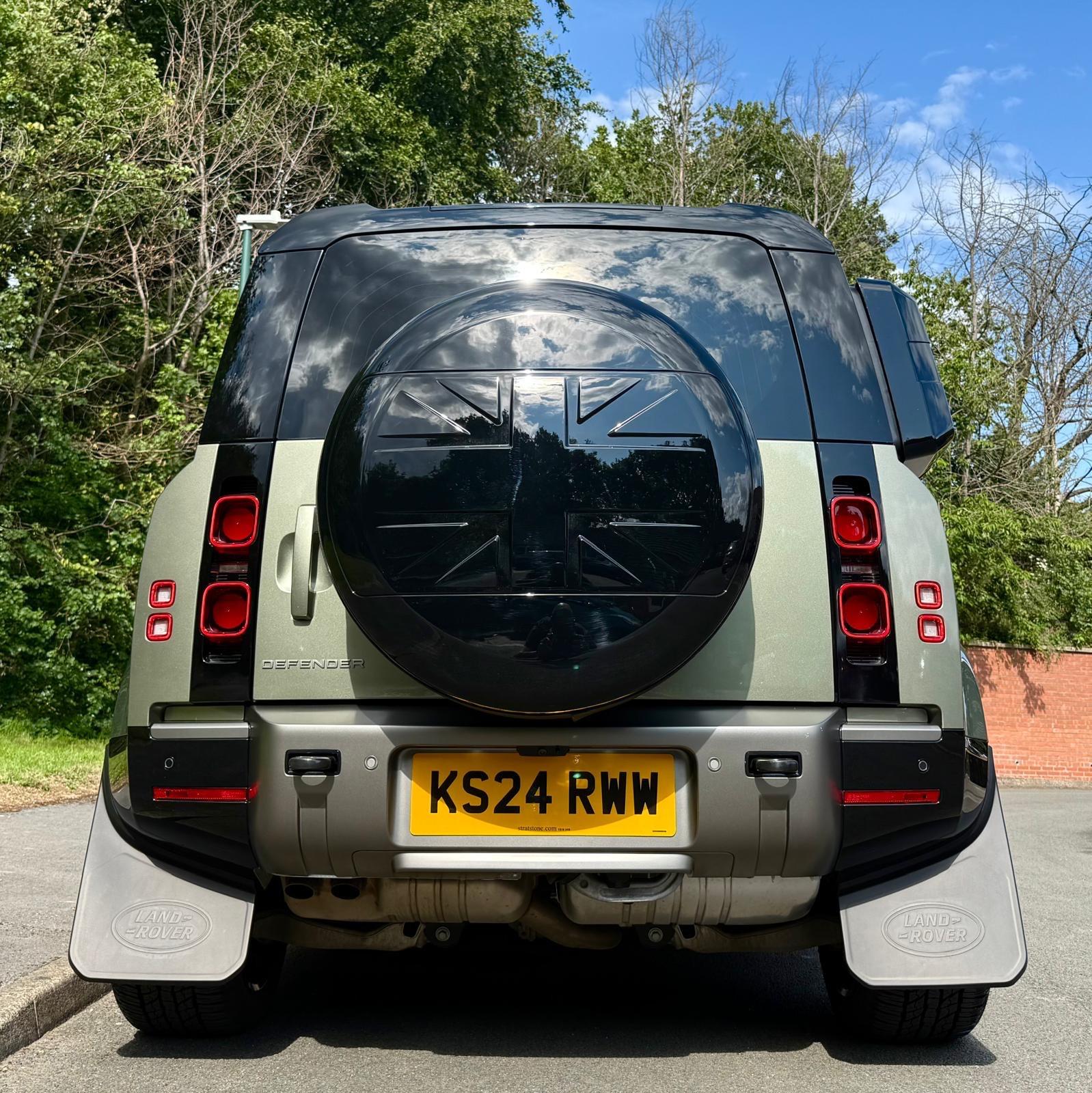 Land Rover Defender view 49