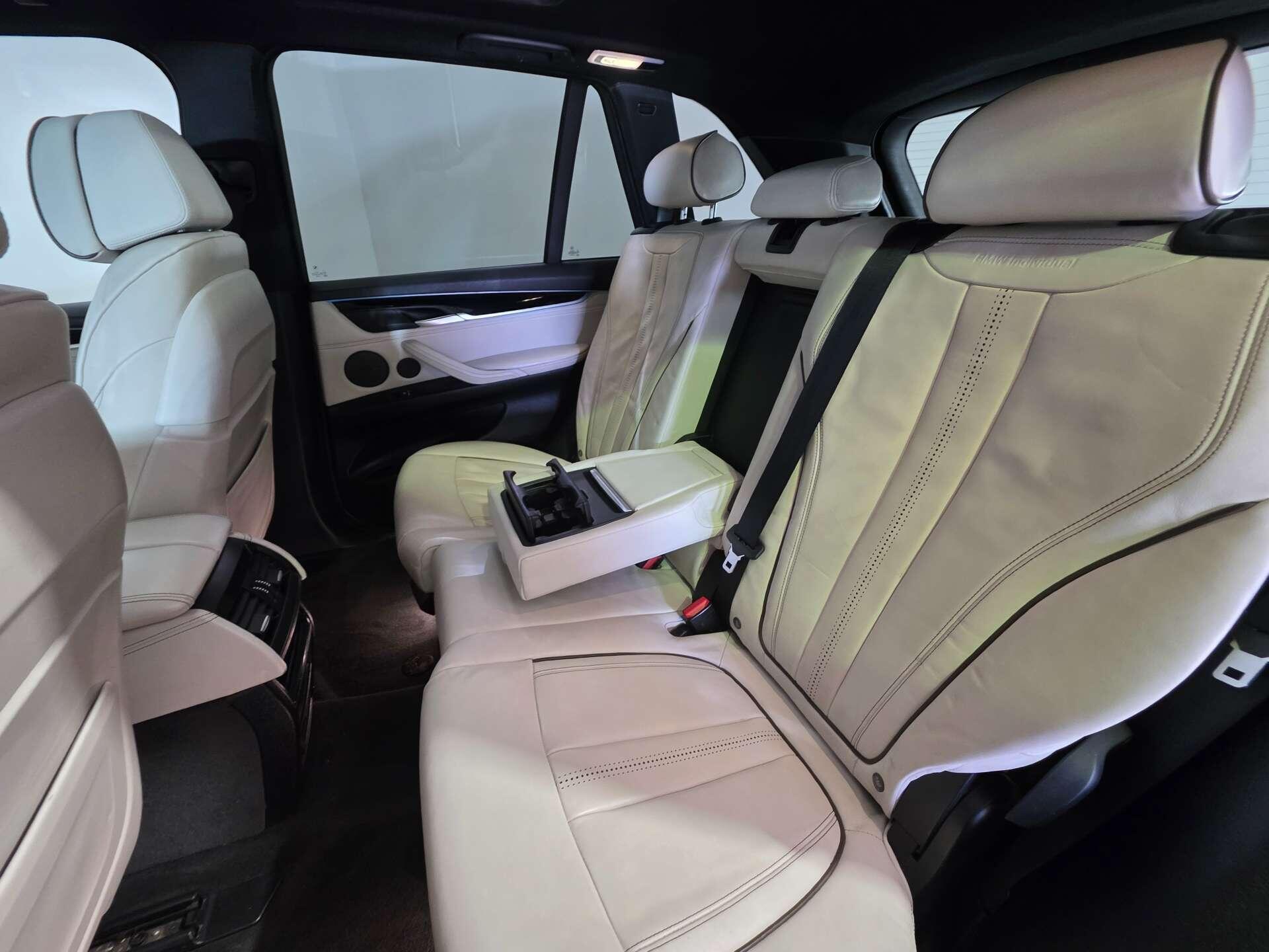 BMW X5 view 54