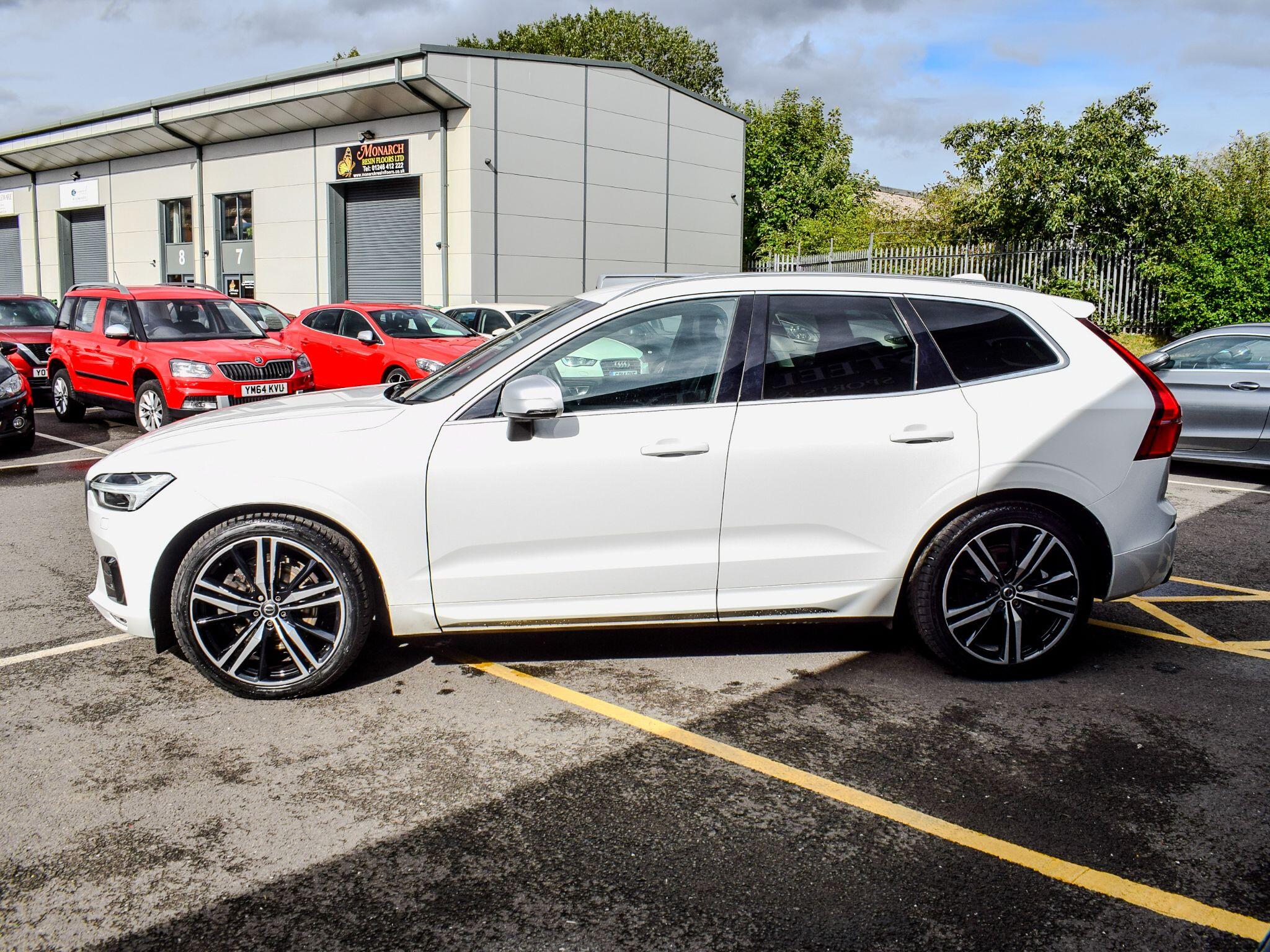 Volvo XC60 view 12