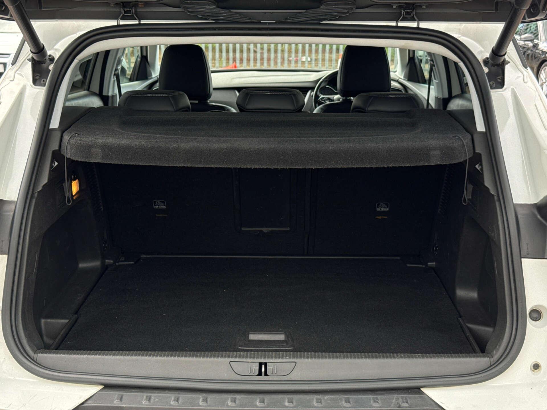 Vauxhall Grandland X view 32