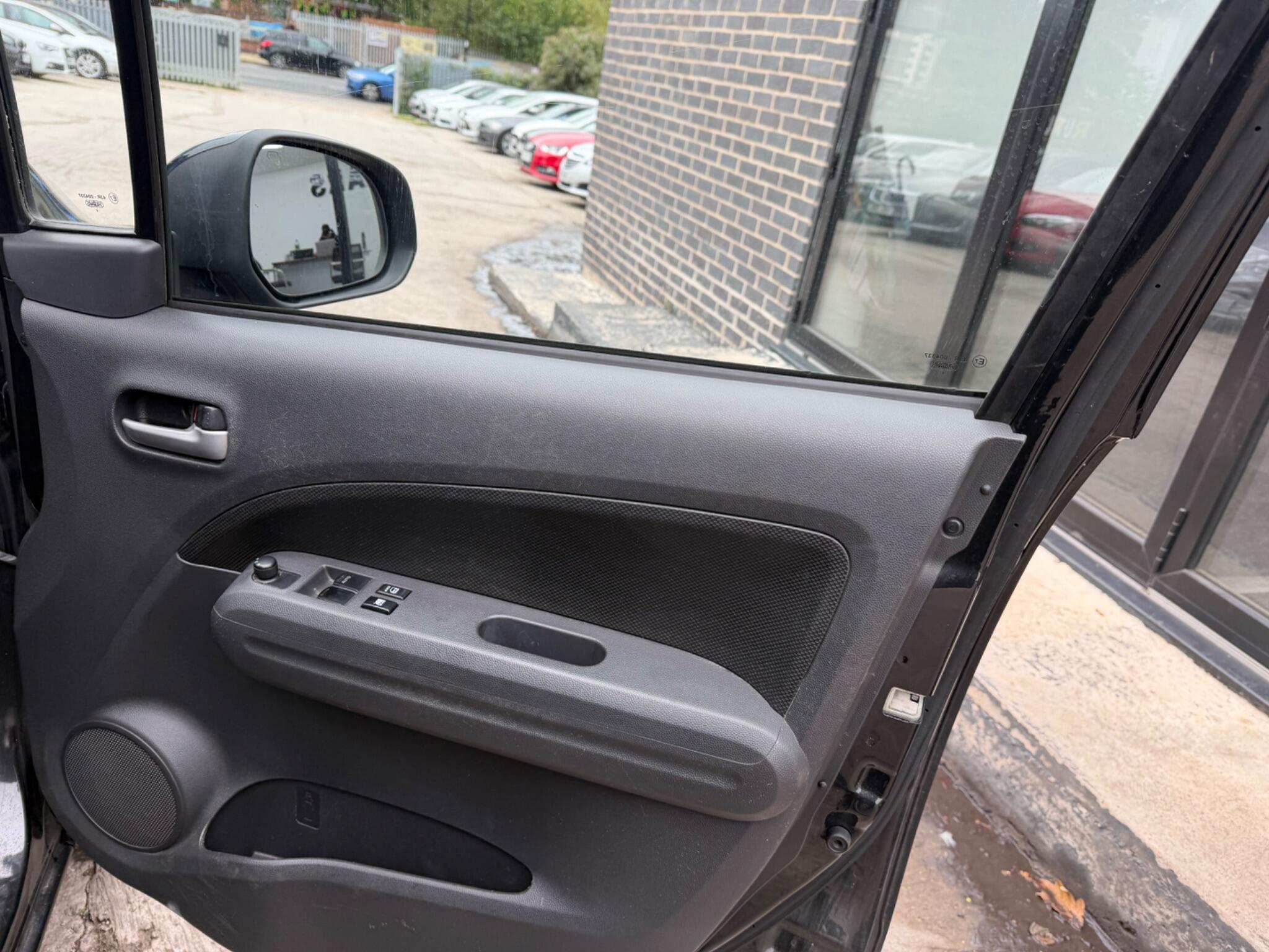 Vauxhall Agila view 38