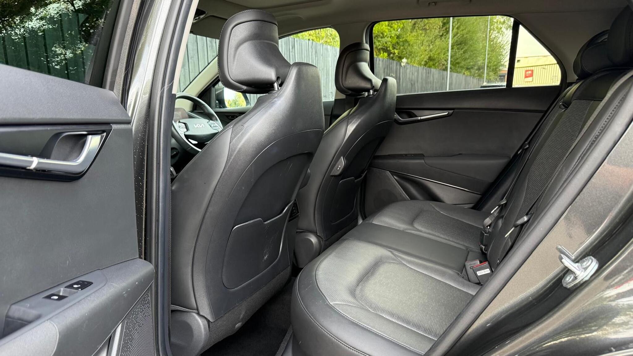 Kia Niro view 28