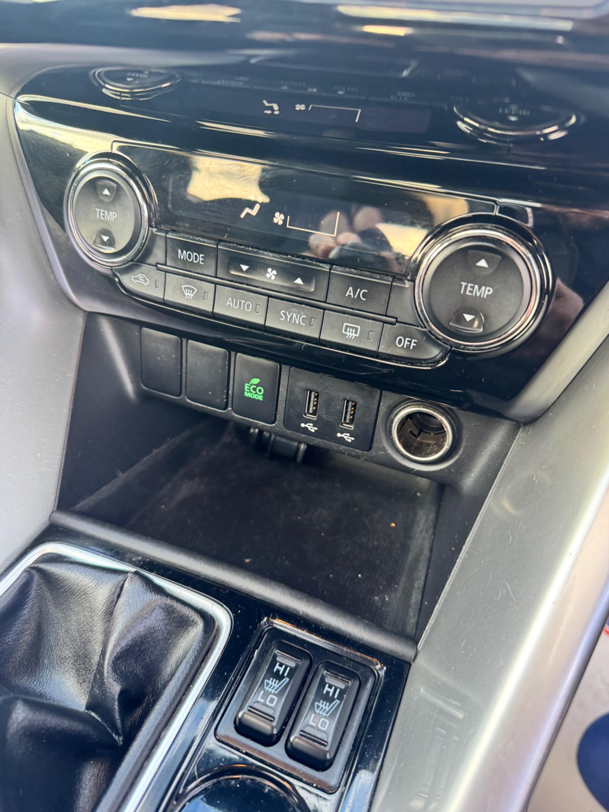 Mitsubishi Eclipse Cross view 21